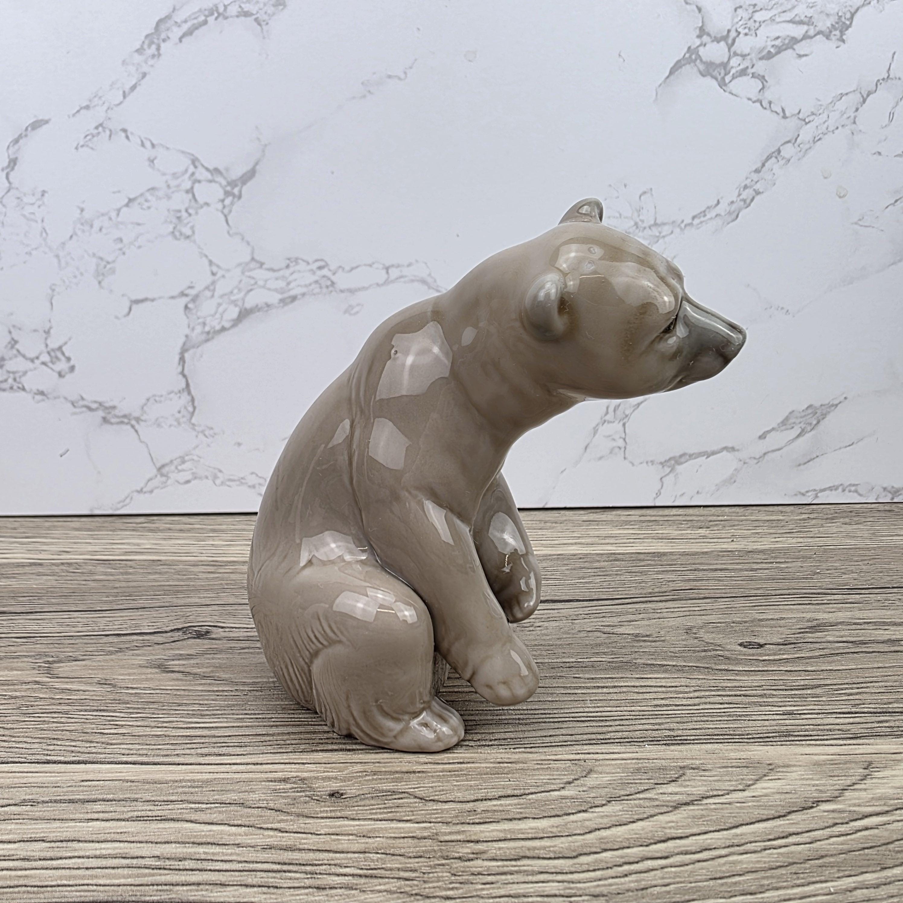Lladro Polar Bear Porcelain Figurine A-161 | Hand Made in Spain | Vintage Wildlife Decor 1970s
