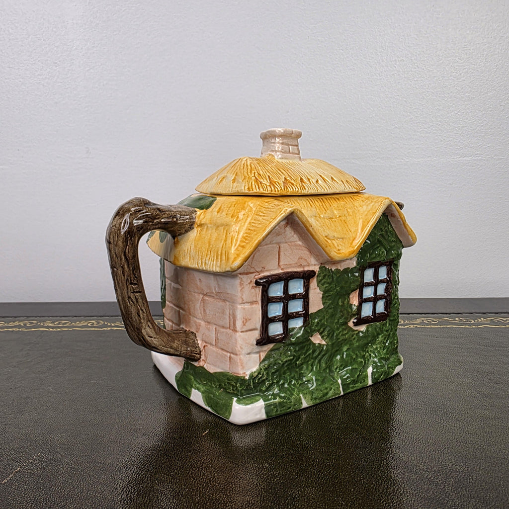 Cottage House Novelty Teapot with Bear Figures Porcelain Collectible Tea Pot Kitchen Display 1990s