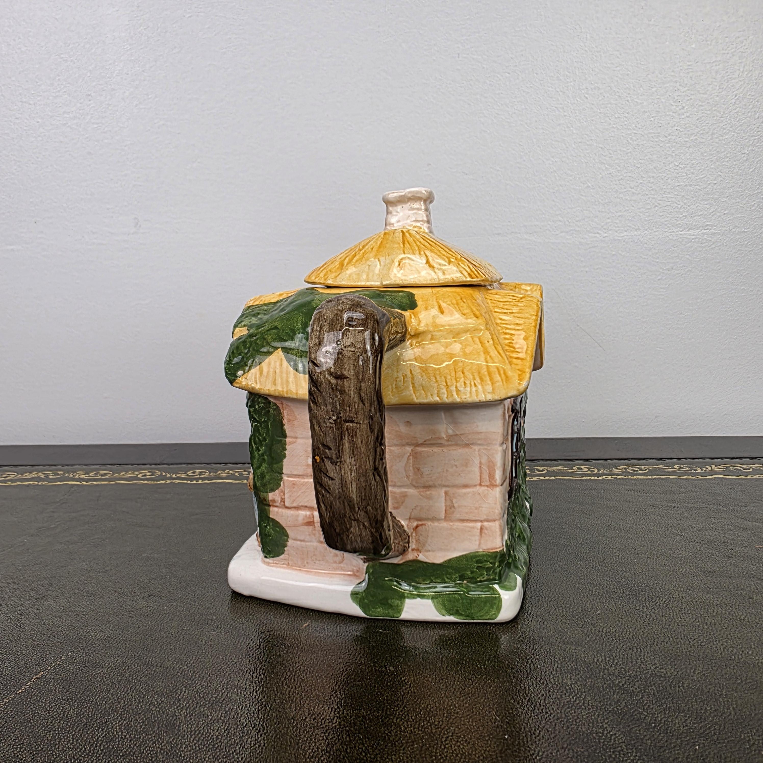 Cottage House Novelty Teapot with Bear Figures Porcelain Collectible Tea Pot Kitchen Display 1990s