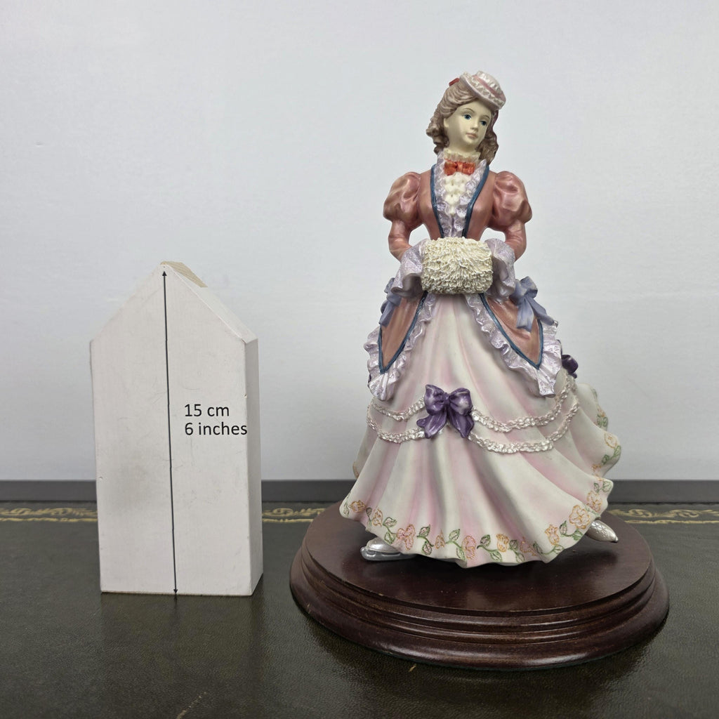 Victorian Lady Skater Figurine Leonardo 1996 Resin Sculpture | Collectible Display Piece Home Vintage Decor
