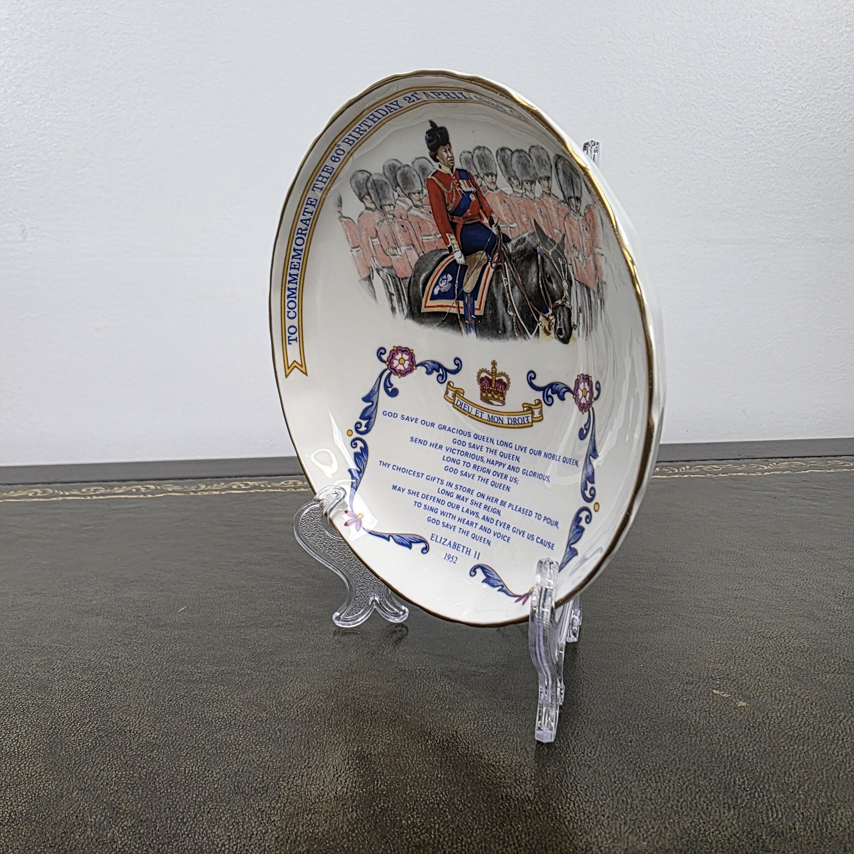 Aynsley Royal Dish Fine Bone China Queen Elizabeth II 60th Birthday England 1986 Collectible
