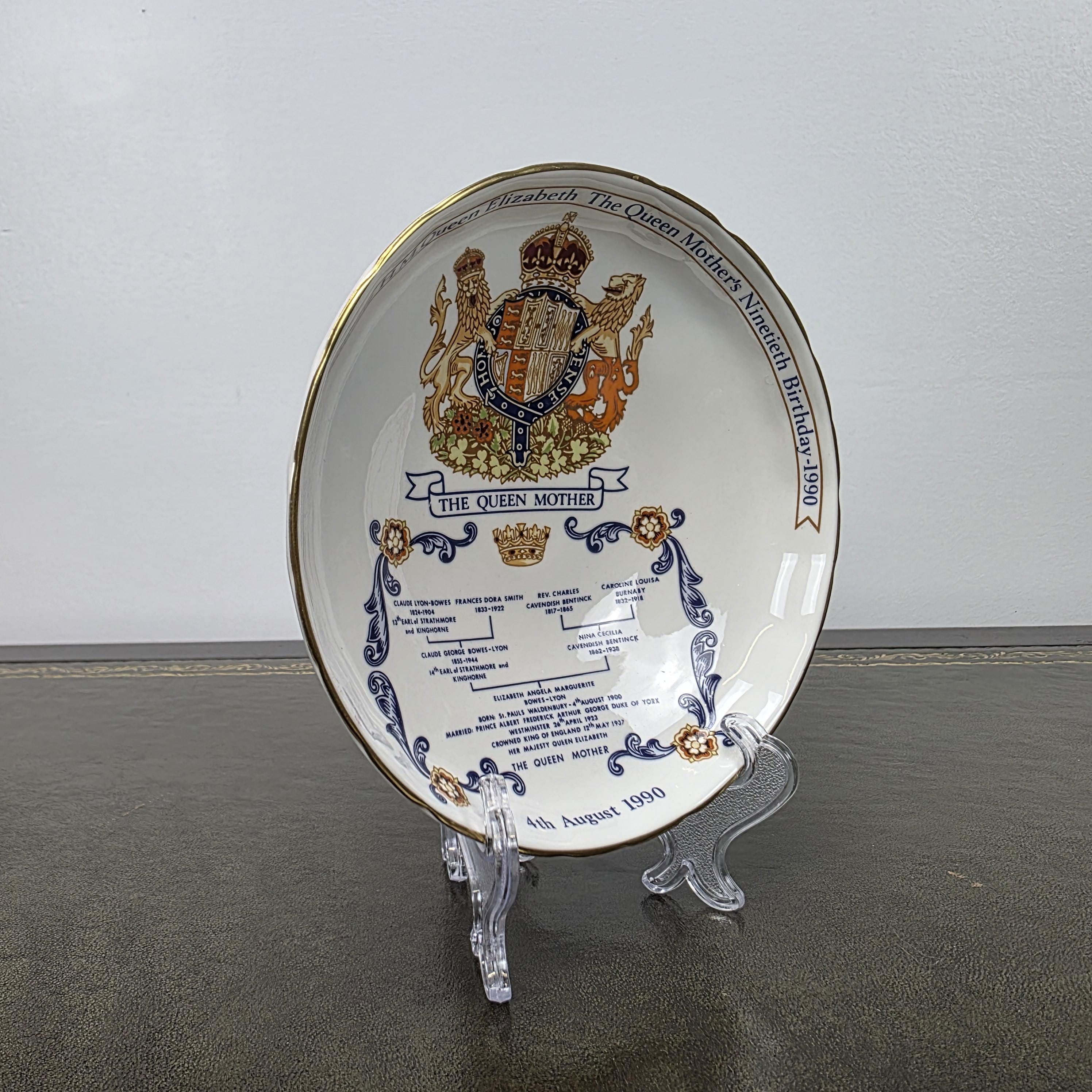 Aynsley Royal Dish Fine Bone China Queen Mother 90th Birthday England 1990 Commemorative Piece