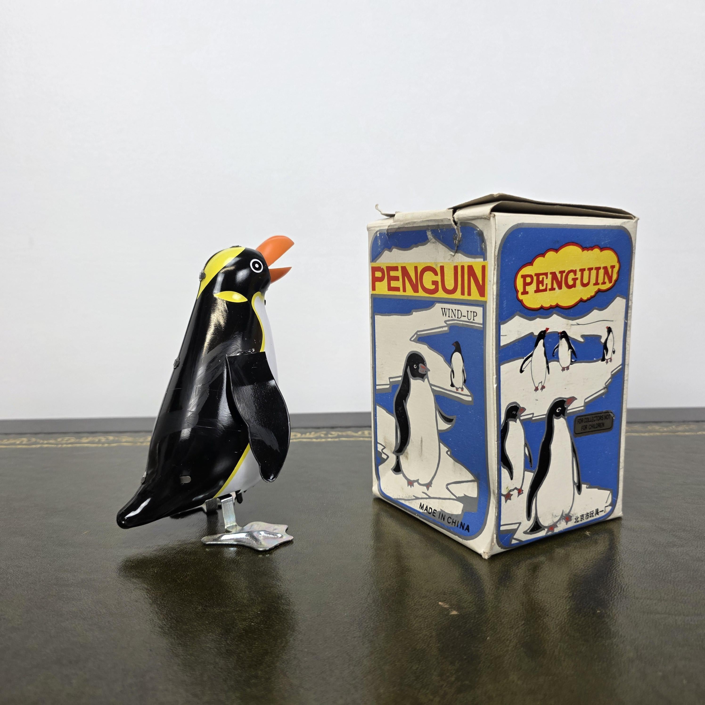 Vintage Wind Up Penguin Tin Toy | Boxed Collectable Display Piece | Made in China 1980s