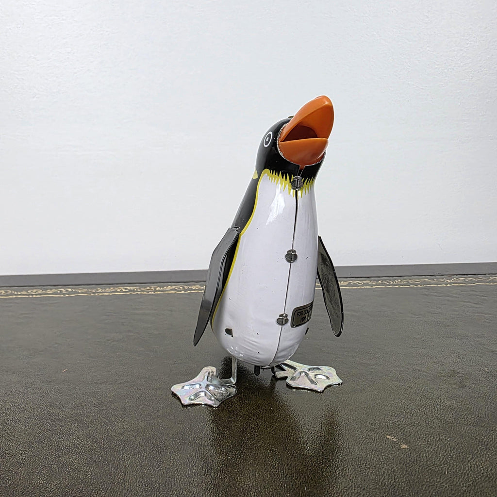 Vintage Wind Up Penguin Tin Toy | Boxed Collectable Display Piece | Made in China 1980s