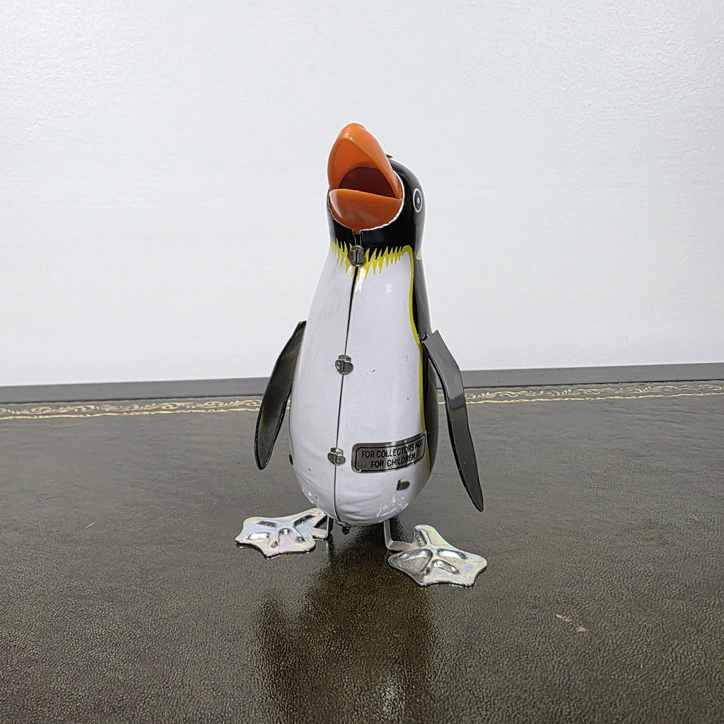 Vintage Wind Up Penguin Tin Toy | Boxed Collectable Display Piece | Made in China 1980s