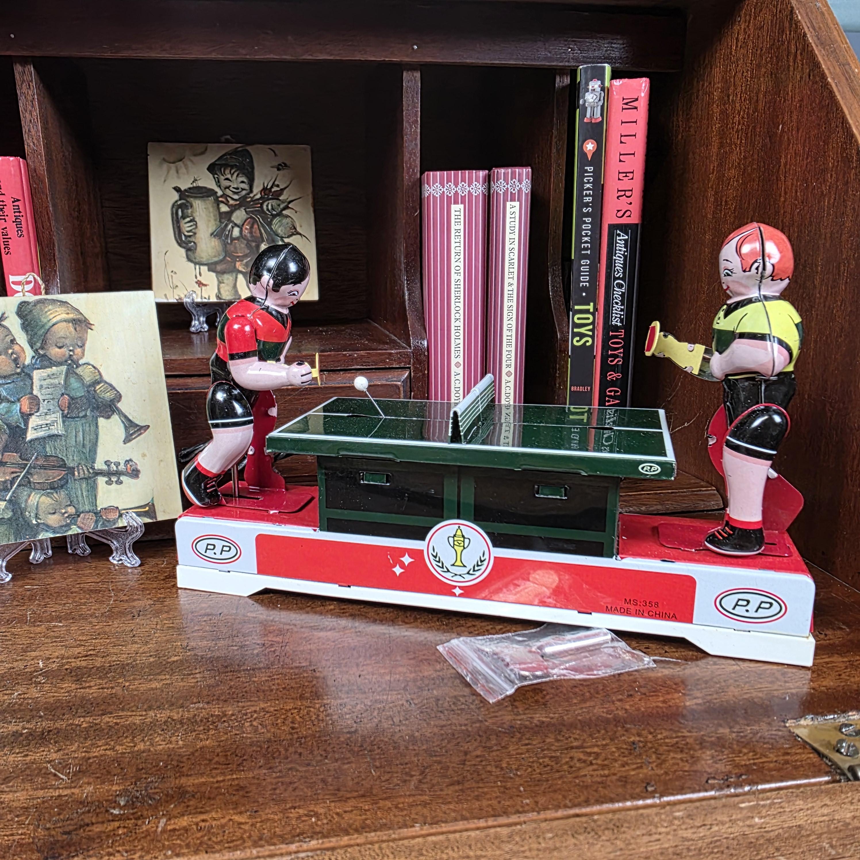 Wind Up Table Tennis Tin Toy MS358 | Playing Ping Pong Mechanical | BoxedCave Display Piece