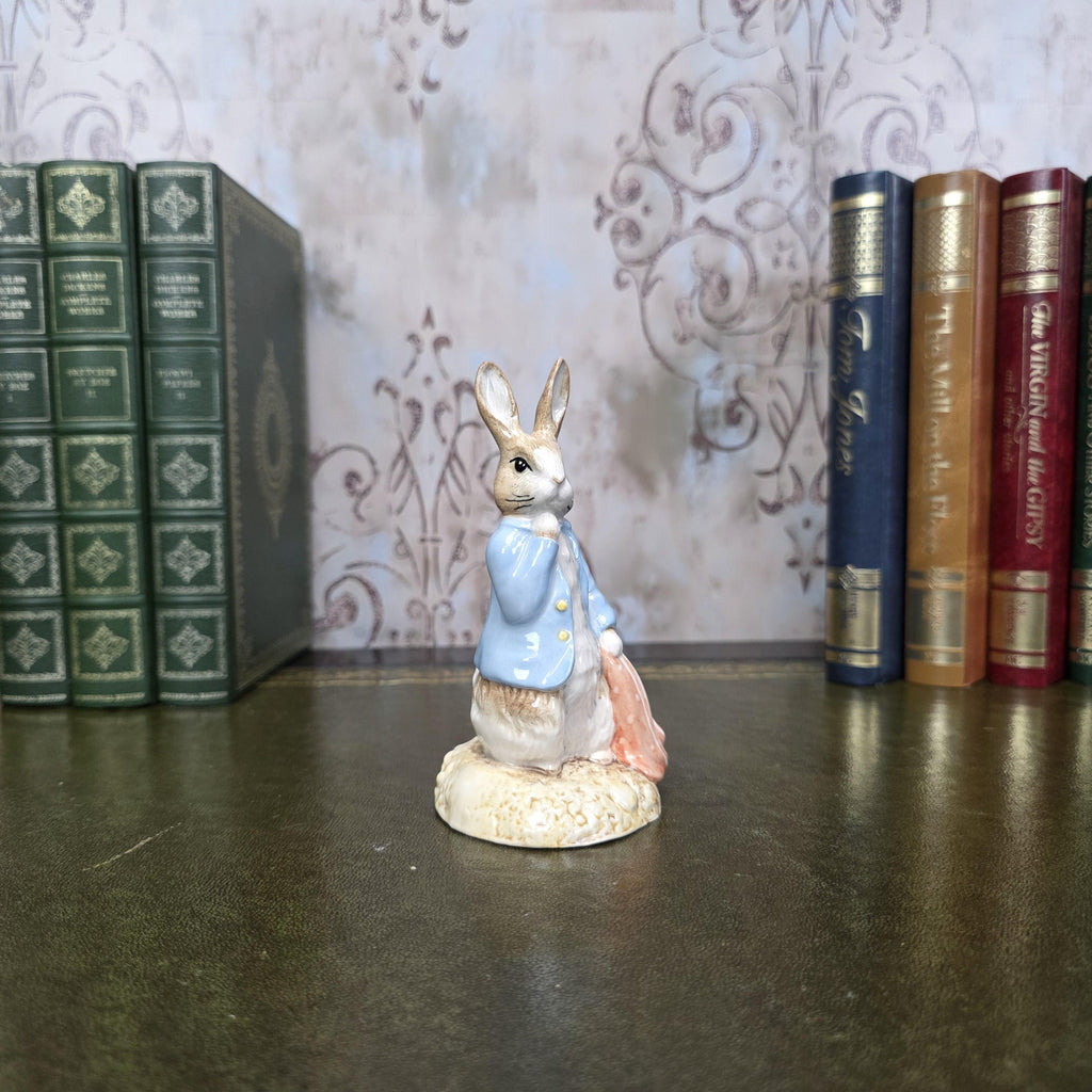 Royal Albert Beatrix Potter Peter Rabbit Figurine | Red Pocket Handkerchief 1990 England Nursery Decor