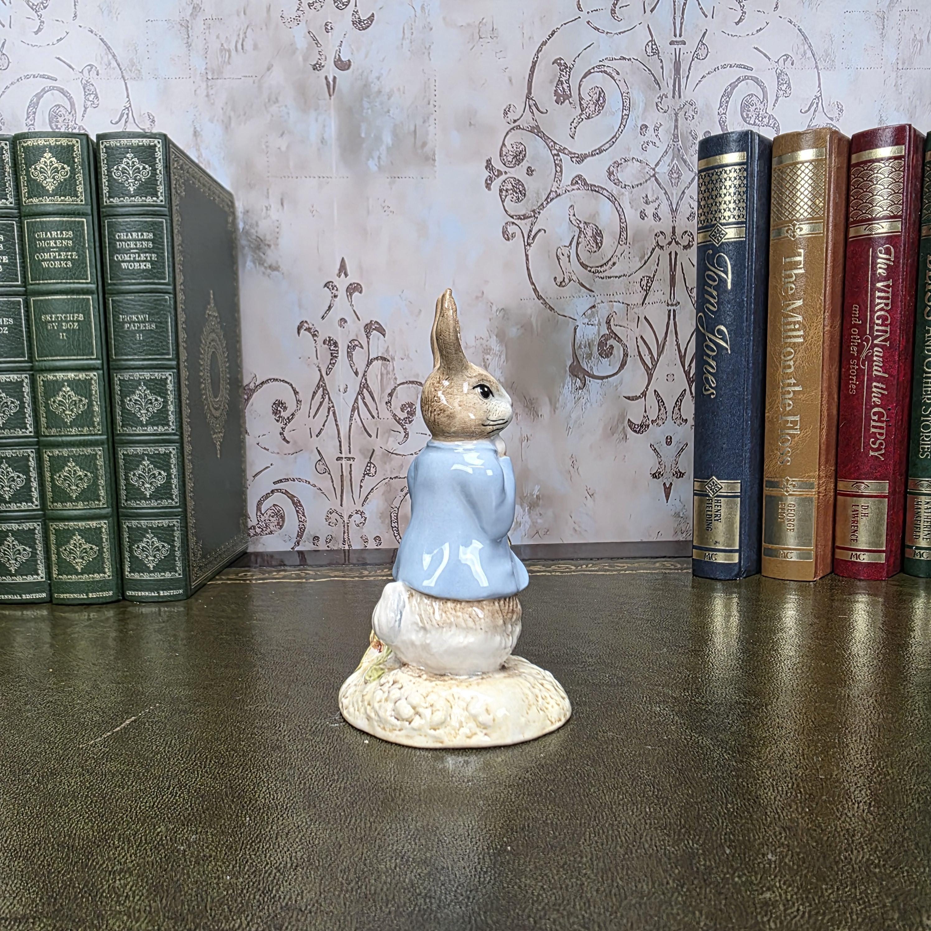 Royal Albert Beatrix Potter Peter Rabbit Figurine | Red Pocket Handkerchief 1990 England Nursery Decor