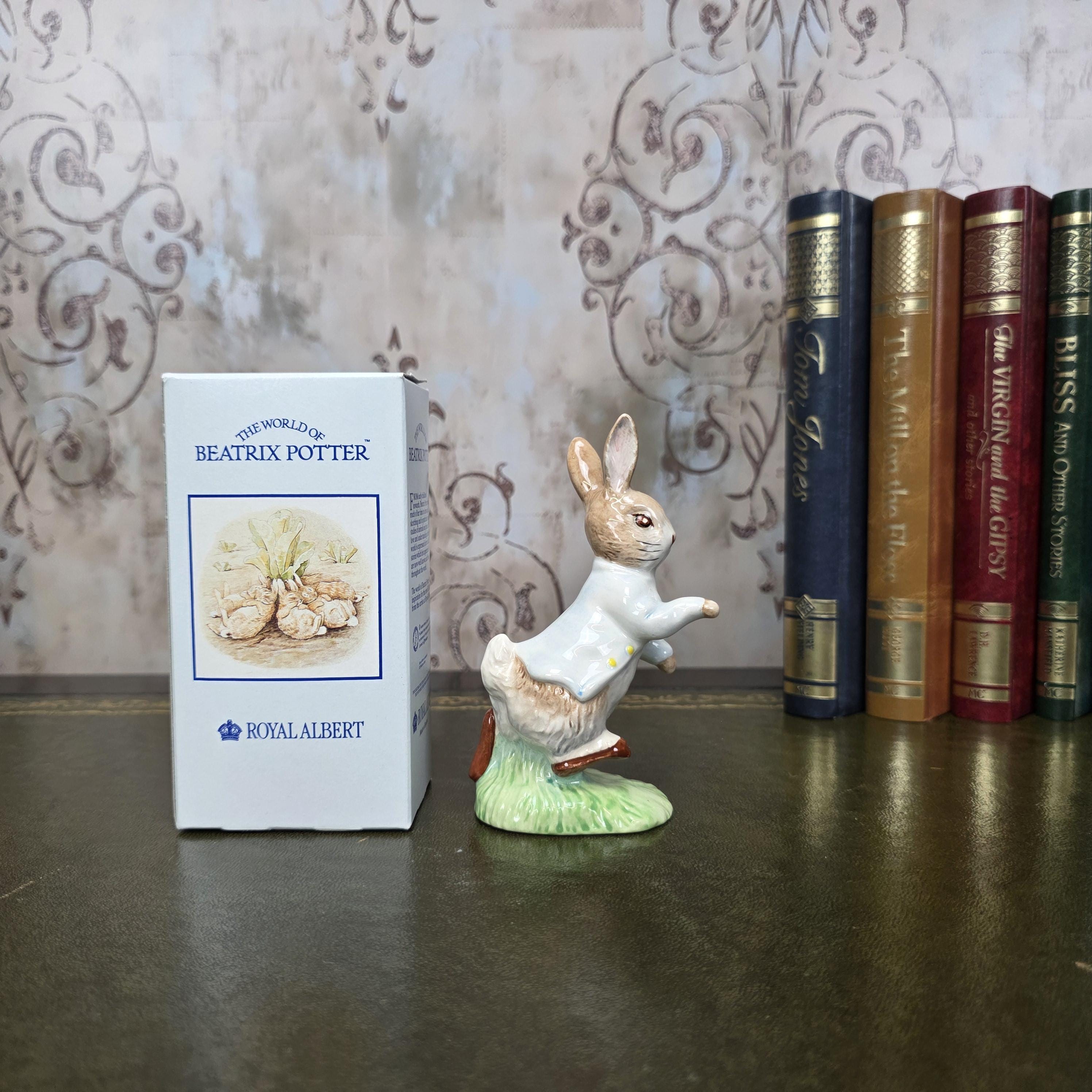 Beatrix Potter Peter Rabbit Figurine Royal Albert | 1989 English Bone China | Boxed Porcelain Figure