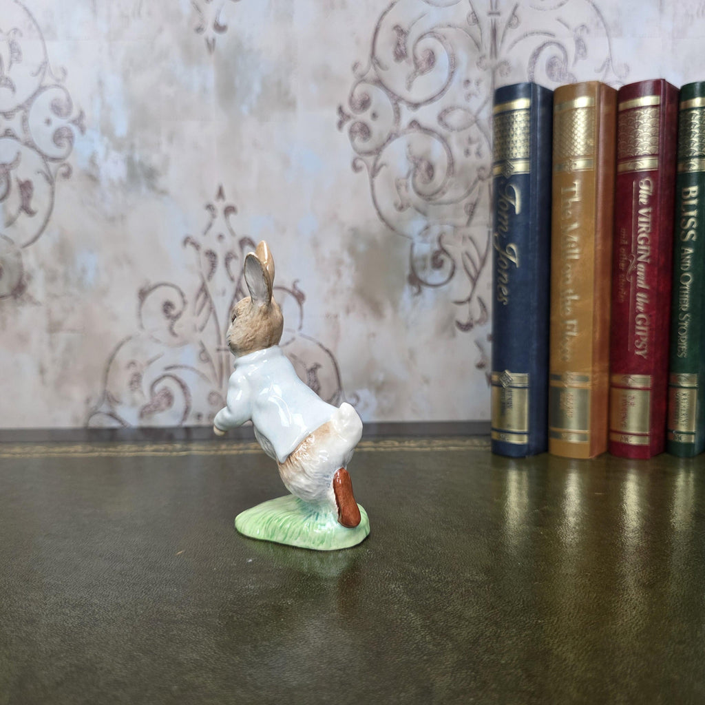 Beatrix Potter Peter Rabbit Figurine Royal Albert | 1989 English Bone China | Boxed Porcelain Figure