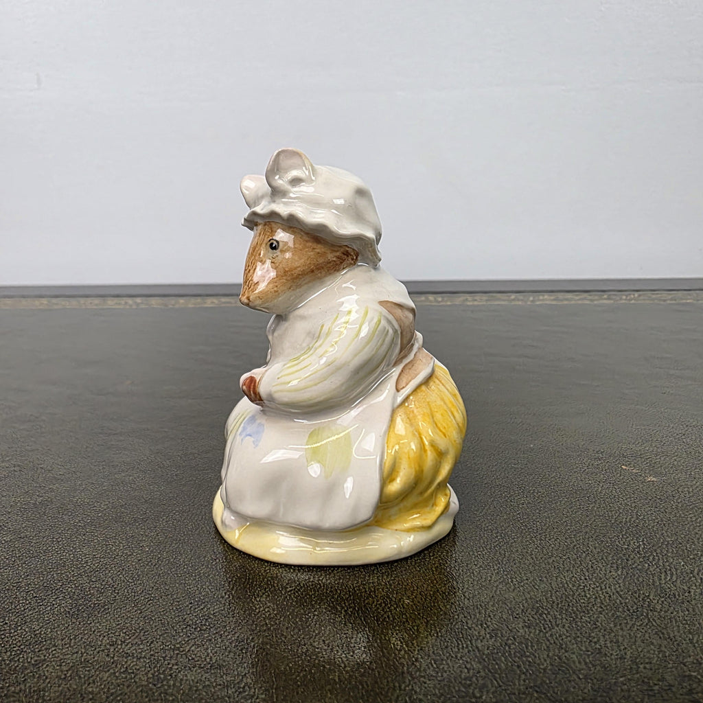 Royal Doulton Brambly Hedge Lily Weaver Mouse Figurine | 1988 Porcelain Collectible
