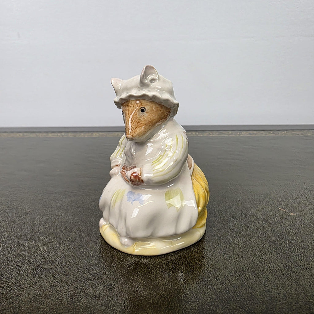 Royal Doulton Brambly Hedge Lily Weaver Mouse Figurine | 1988 Porcelain Collectible