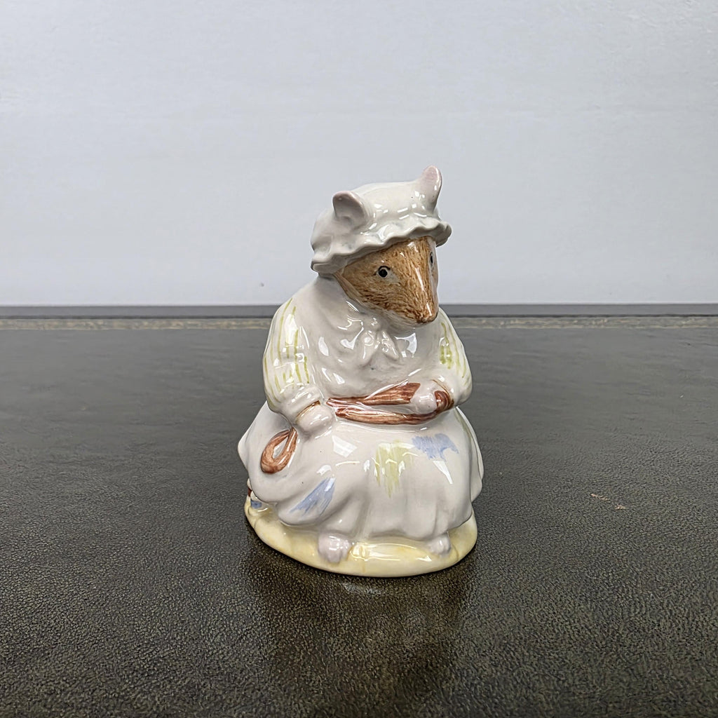 Royal Doulton Brambly Hedge Lily Weaver Mouse Figurine | 1988 Porcelain Collectible