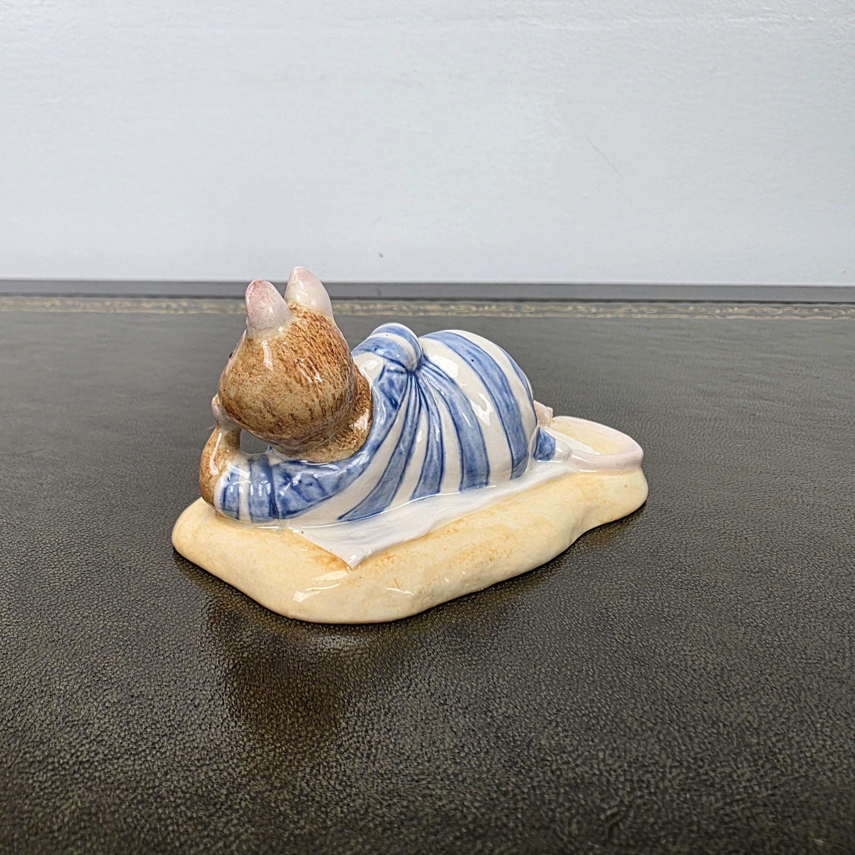 Royal Doulton Brambly Hedge Mr Saltapple Figurine DBH24 1992 England Mouse Porcelain Figure Collectible