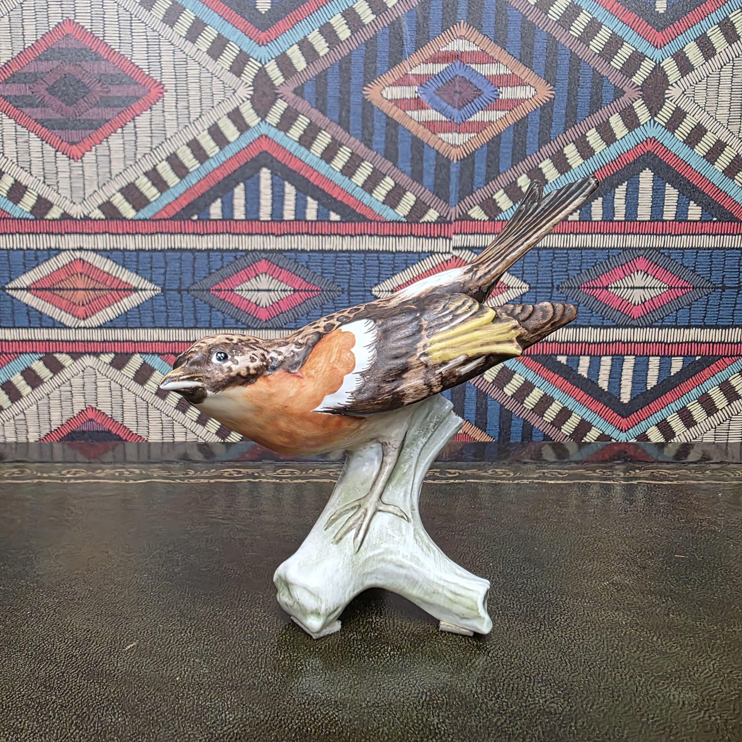 Vintage Goebel Brambling Bird Figurine CV86 West Germany Ceramic On Tree Stump Wildlife Collectors