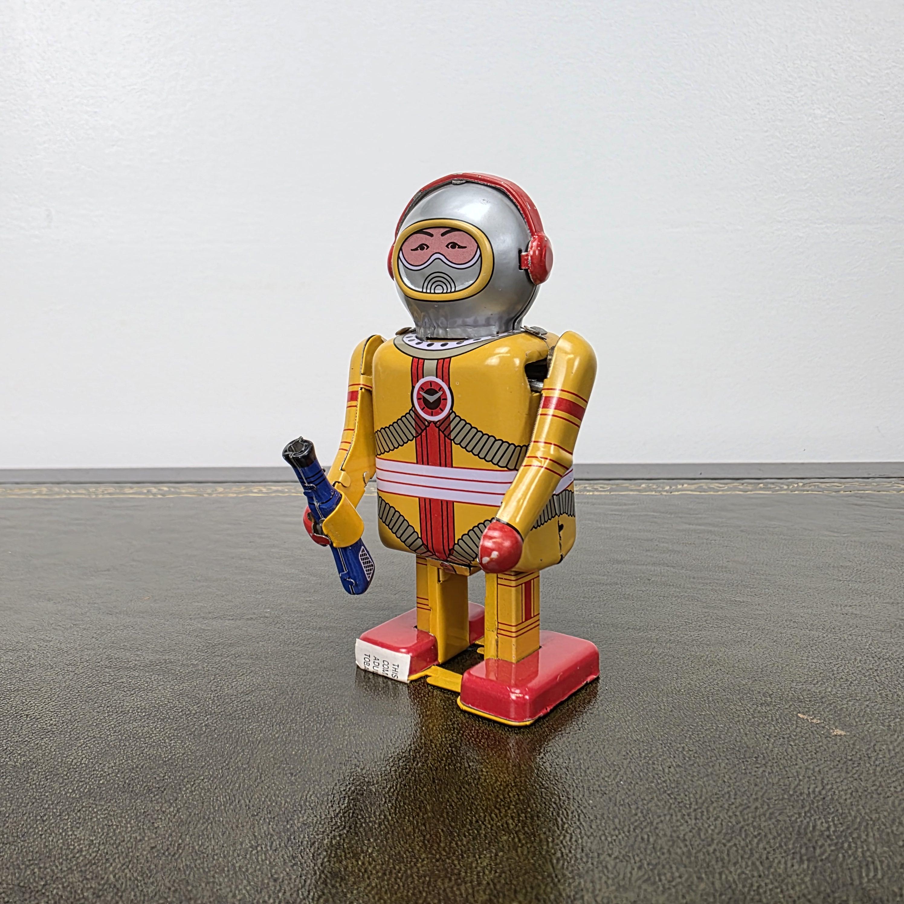 Vintage Wind Up Robot MS297 Yellow Tin Toy | Boxed Collectible Space Figure | 1980s China