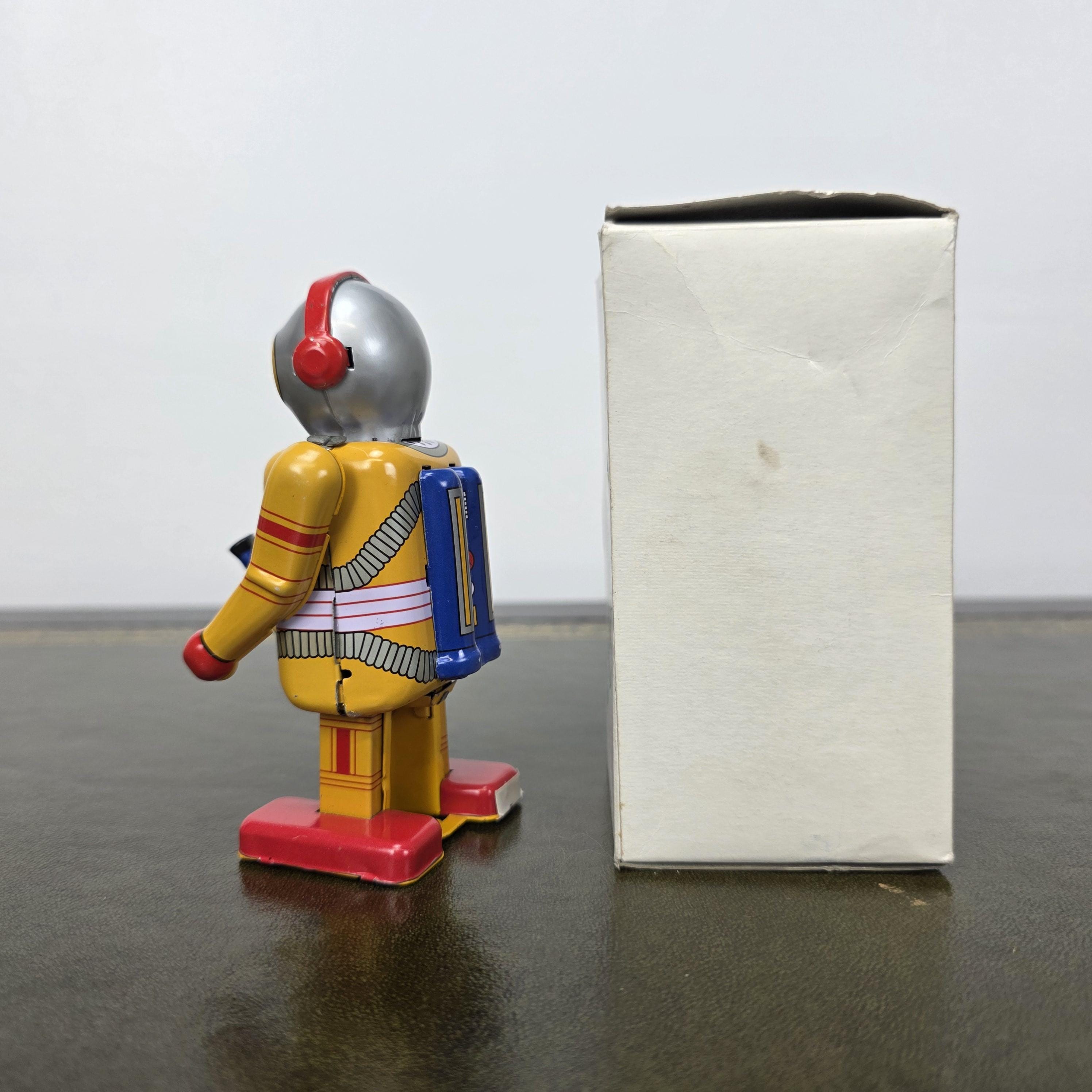 Vintage Wind Up Robot MS297 Yellow Tin Toy | Boxed Collectible Space Figure | 1980s China