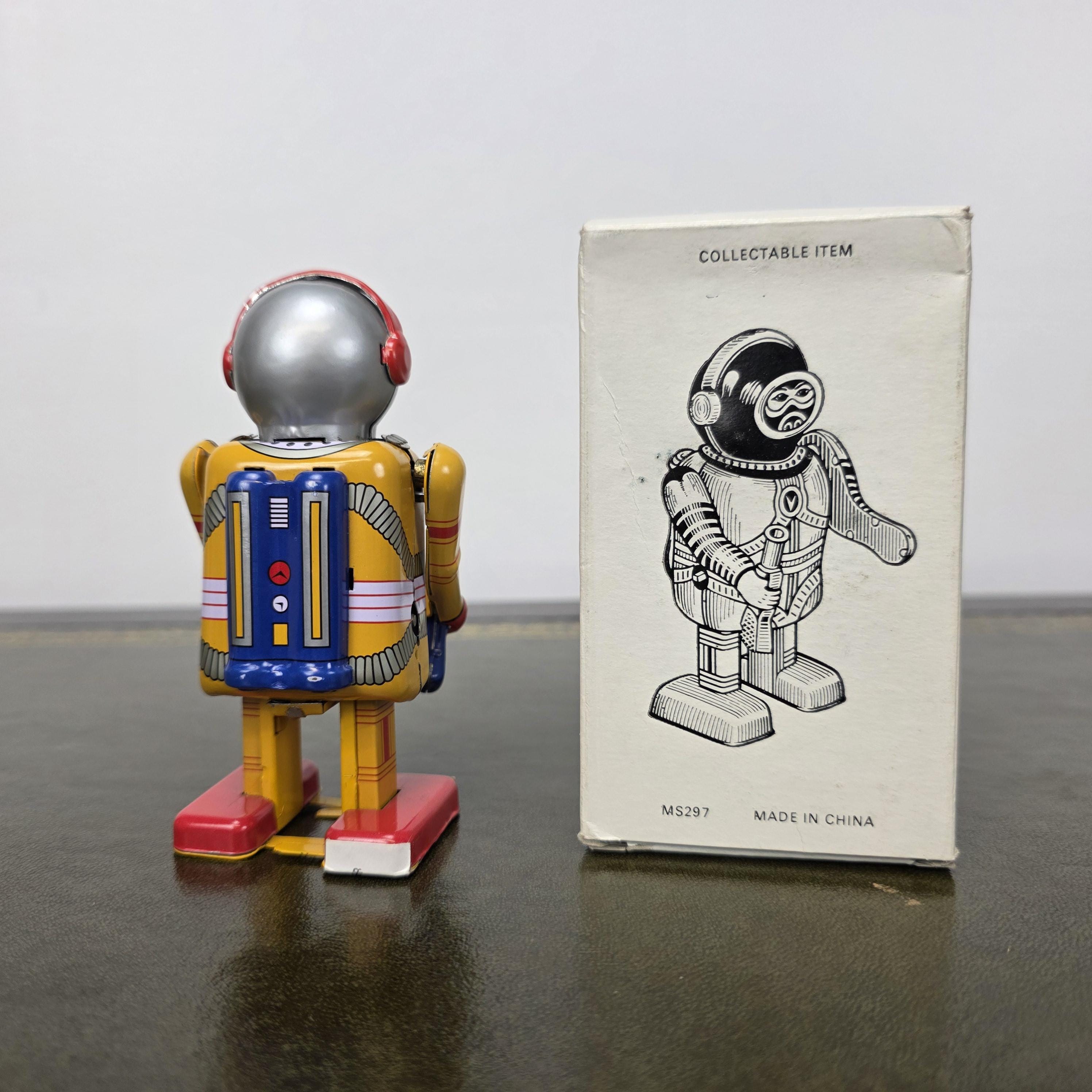 Vintage Wind Up Robot MS297 Yellow Tin Toy | Boxed Collectible Space Figure | 1980s China