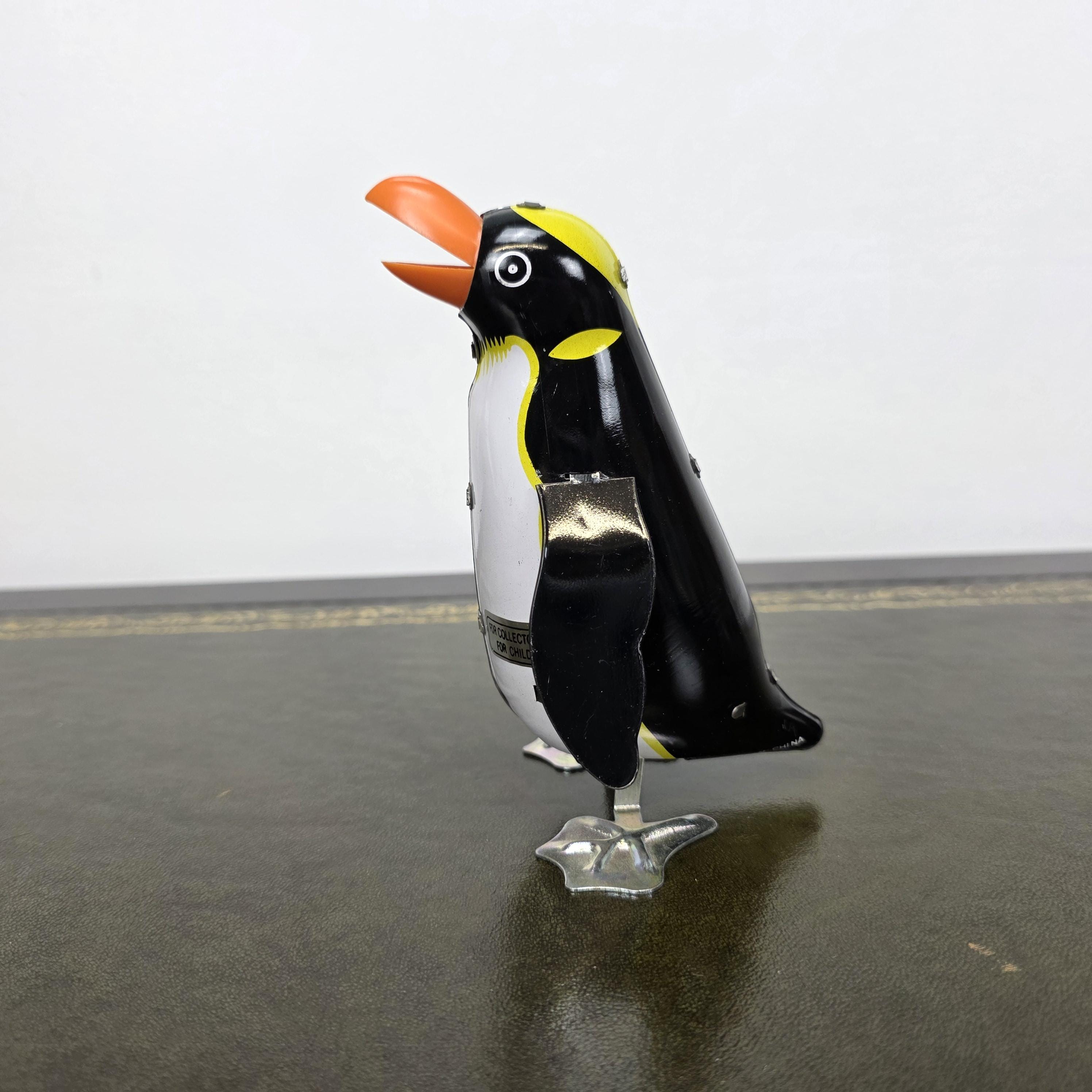 Vintage Wind Up Penguin Tin Toy | Boxed Collectable Display Piece | Made in China 1980s