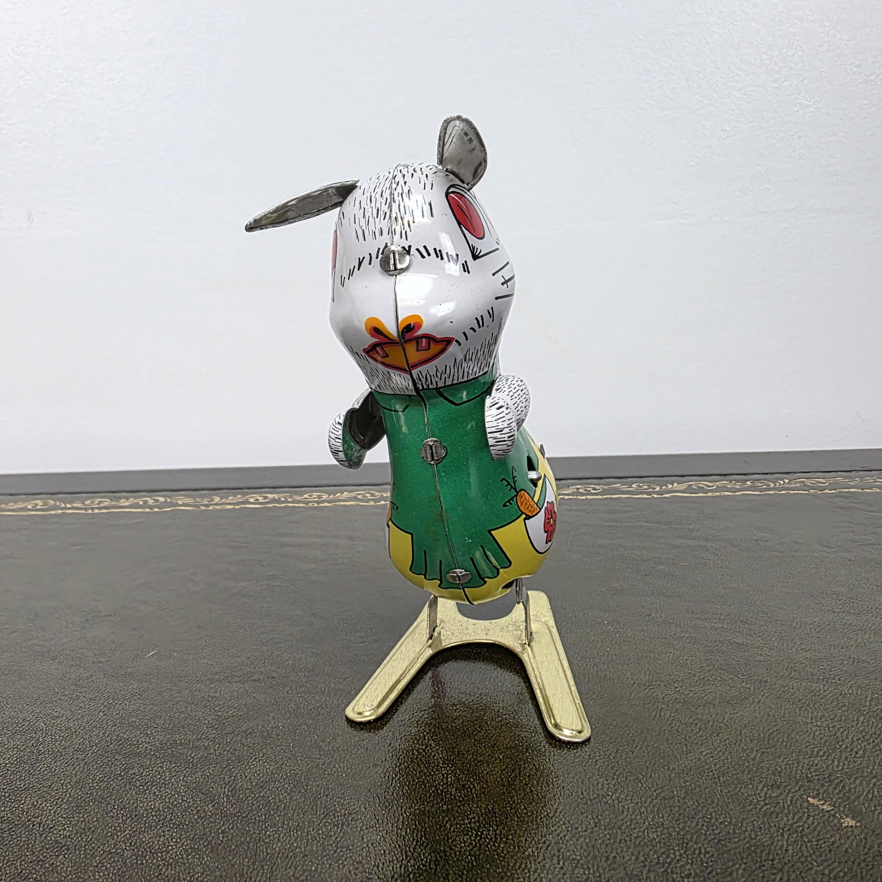 Spring Feet Mechanism| Vintage Wind Up Jumping Rabbit Tin Toy | Boxed Clockwork Collectable