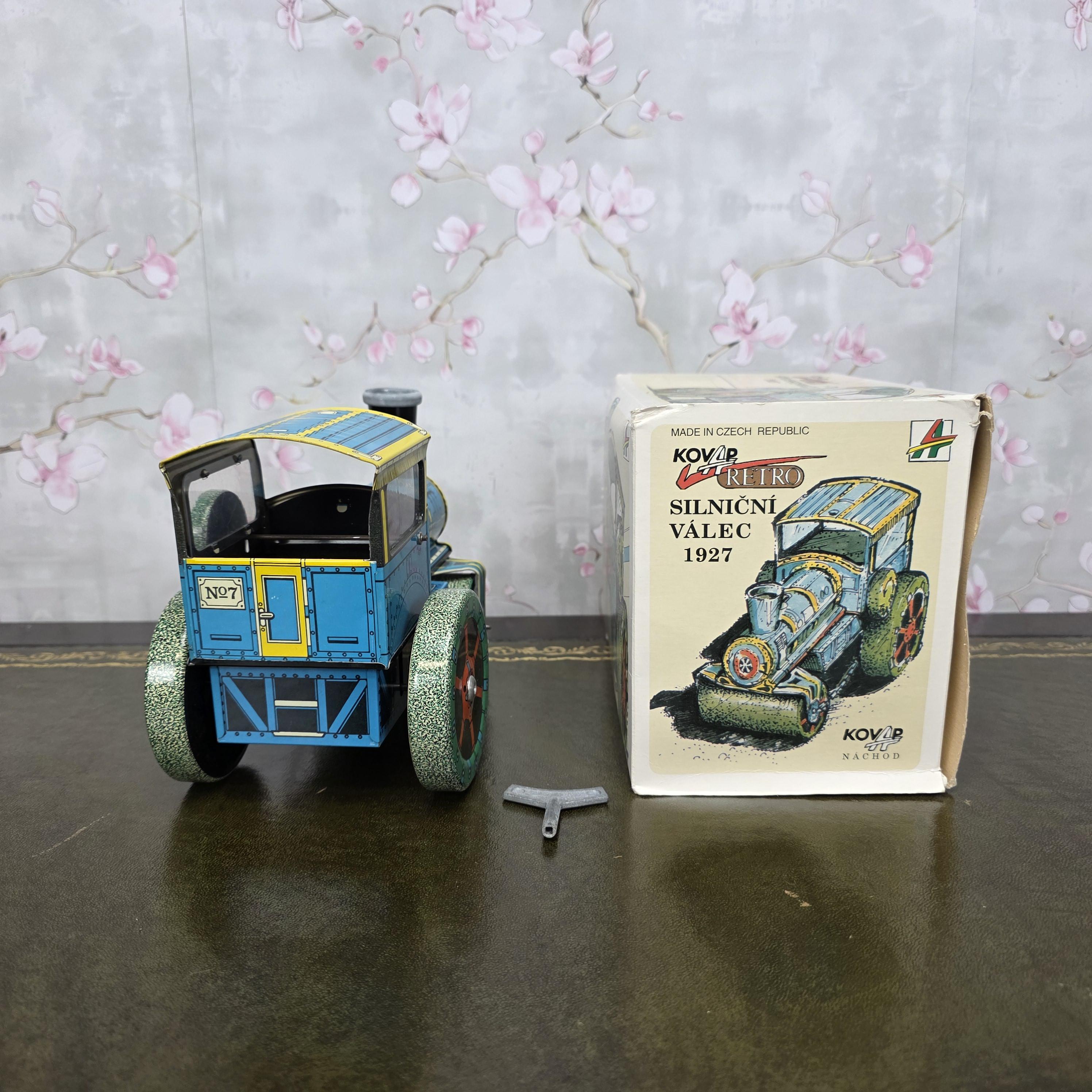 Vintage Tin Wind Up Road Roller Toy | KOVAP Retro 1927 | Made in Czech Republic