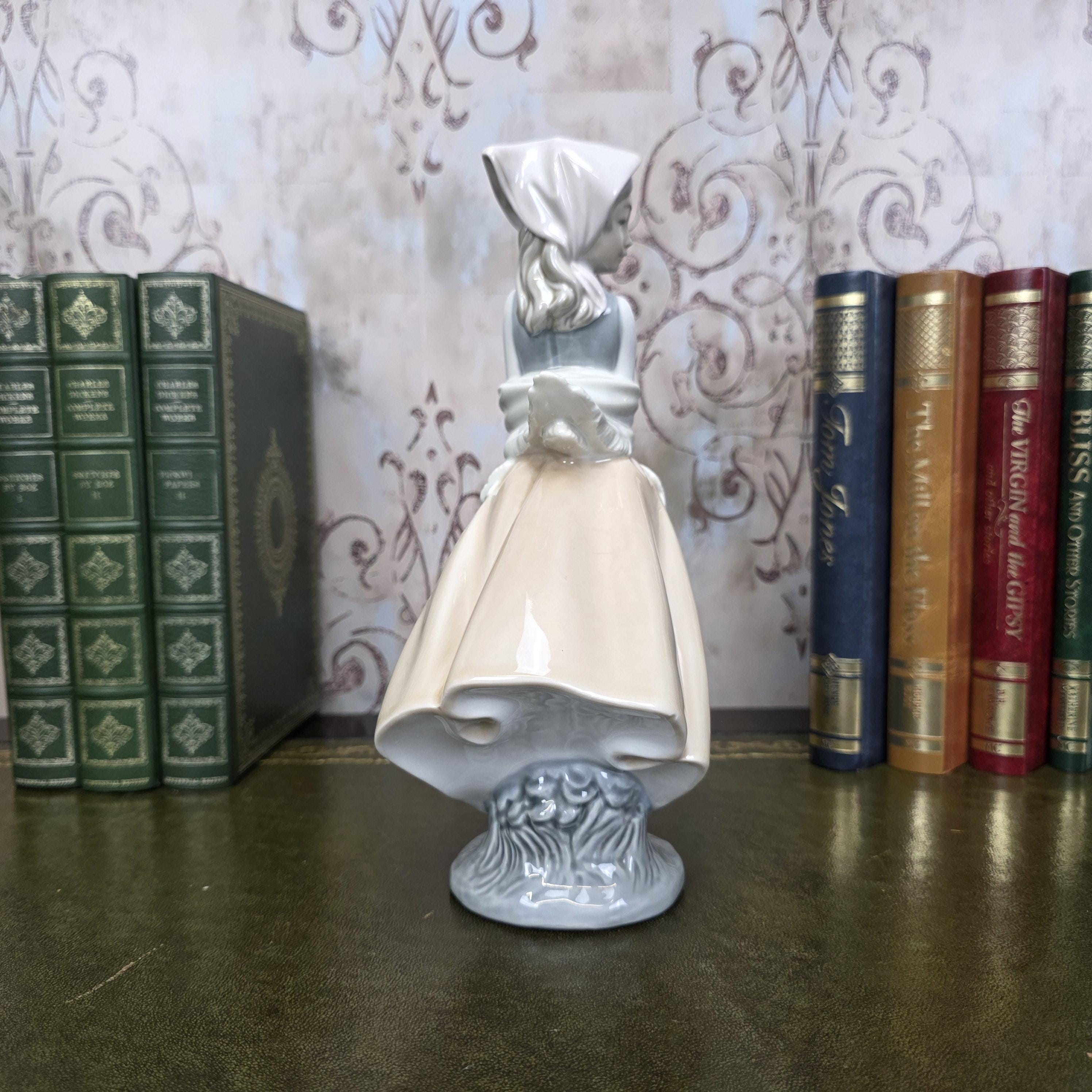 Nao by Lladro Girl with Basket Figurine | Hand Made Spain Porcelain 1980s Collectible Piece