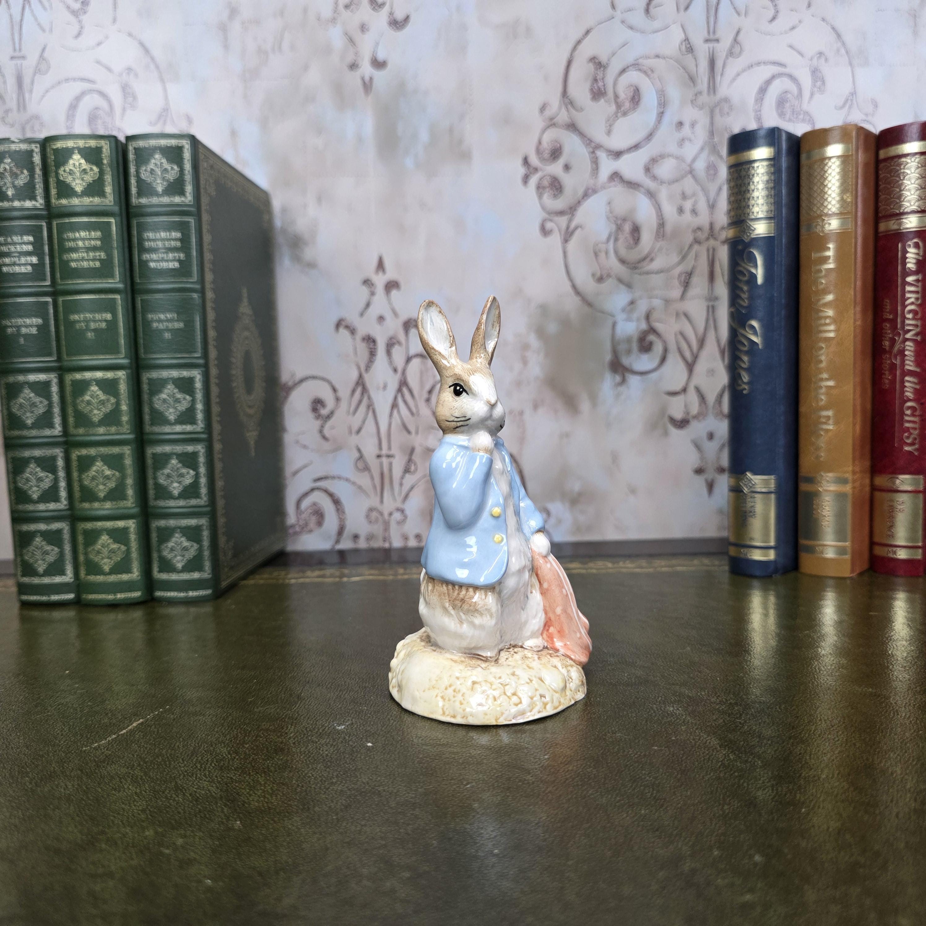 Royal Albert Beatrix Potter Peter Rabbit Figurine | Red Pocket Handkerchief 1990 England Nursery Decor