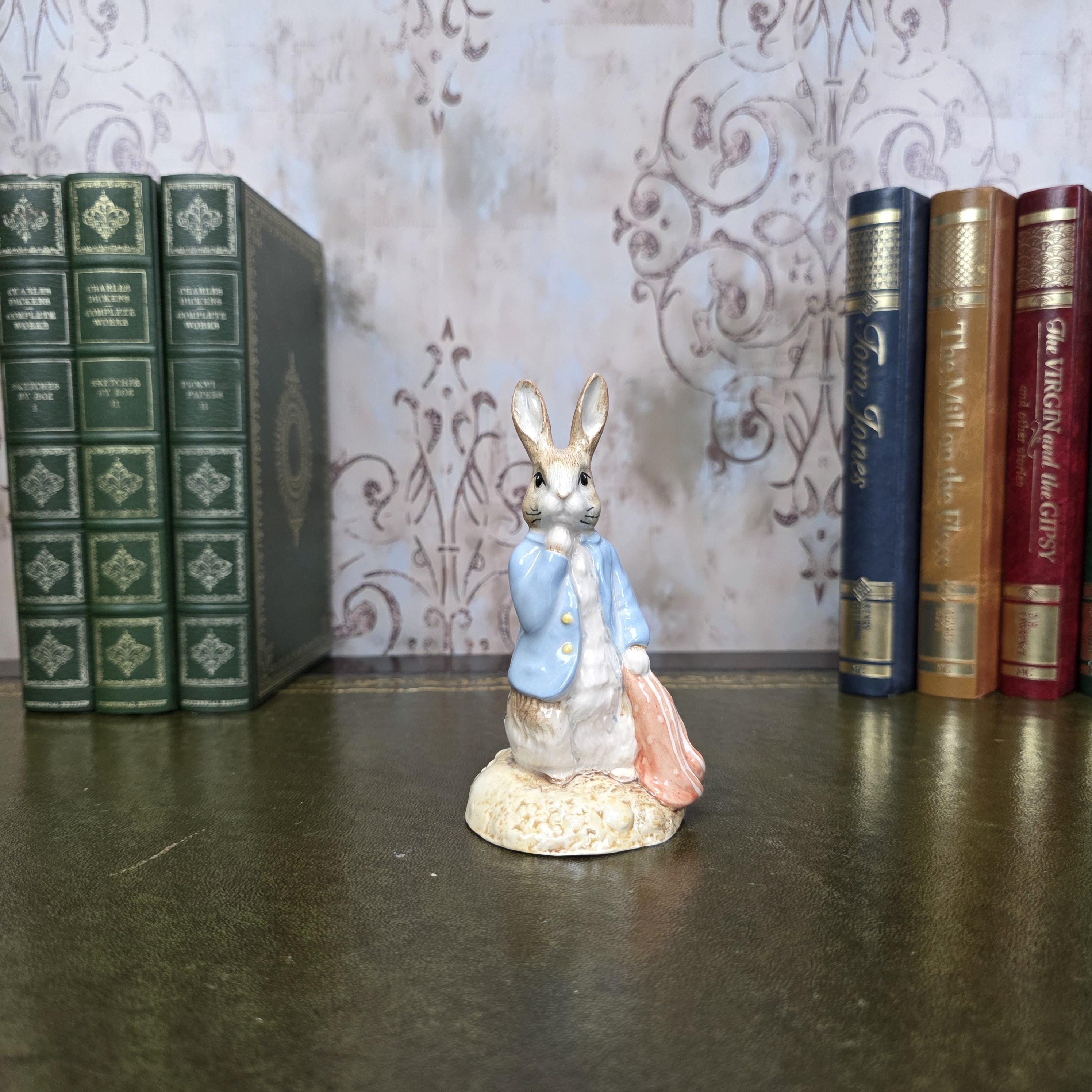 Royal Albert Beatrix Potter Peter Rabbit Figurine | Red Pocket Handkerchief 1990 England Nursery Decor