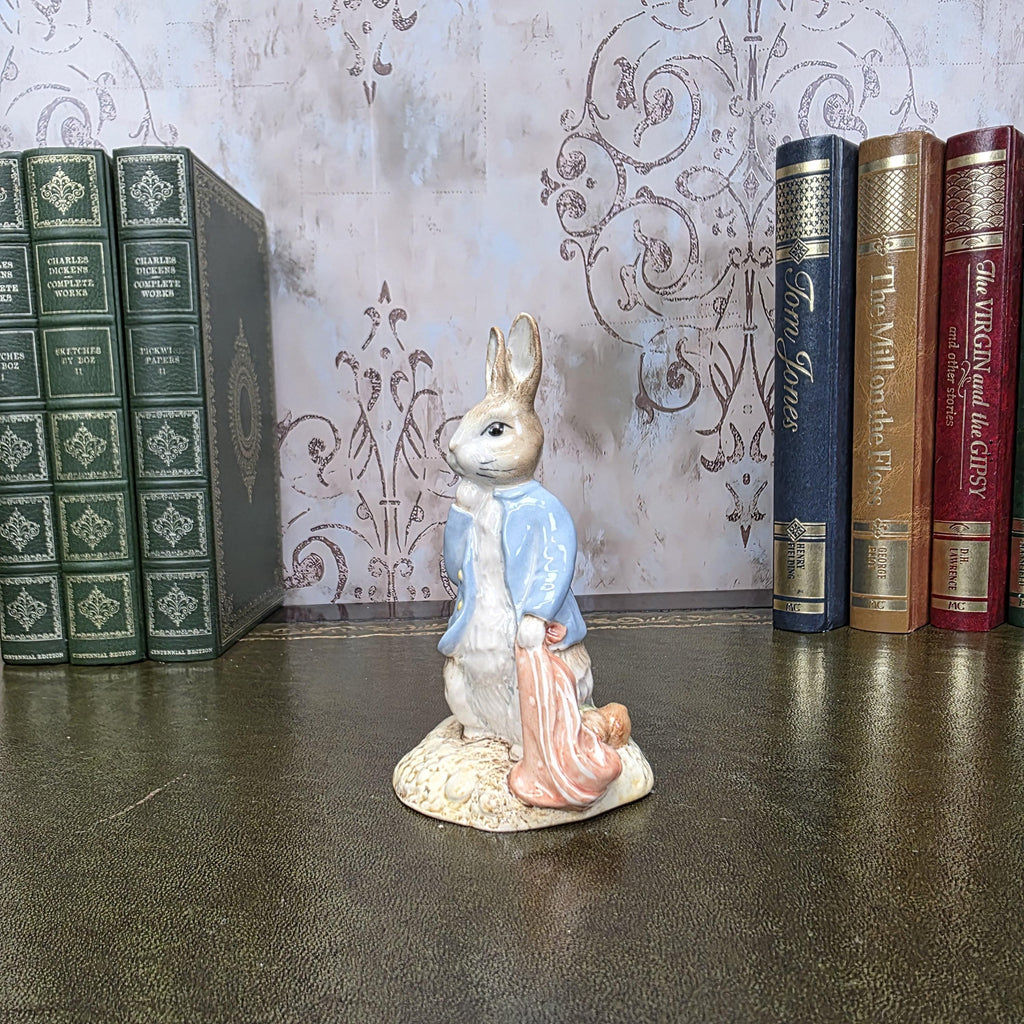 Royal Albert Beatrix Potter Peter Rabbit Figurine | Red Pocket Handkerchief 1990 England Nursery Decor