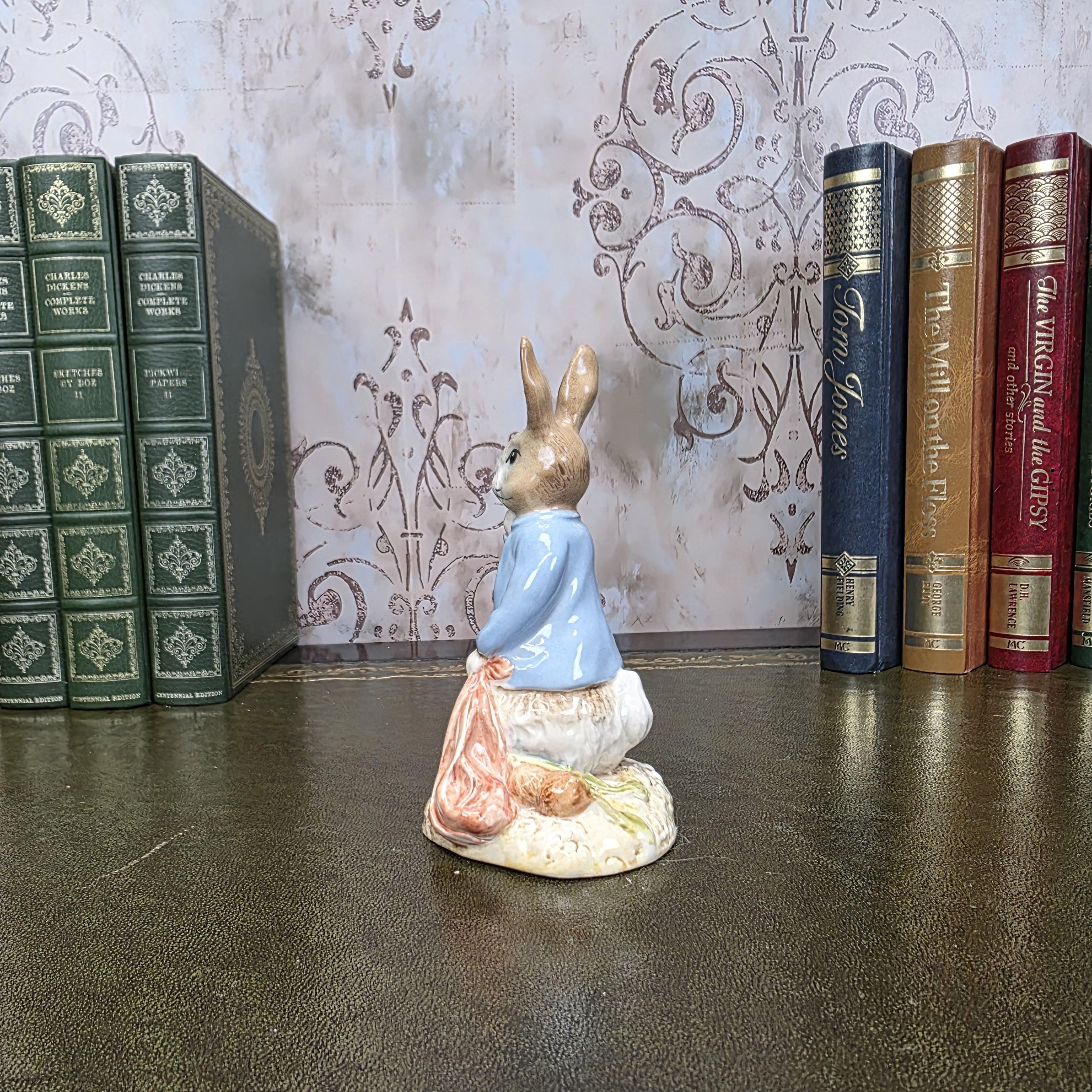 Royal Albert Beatrix Potter Peter Rabbit Figurine | Red Pocket Handkerchief 1990 England Nursery Decor