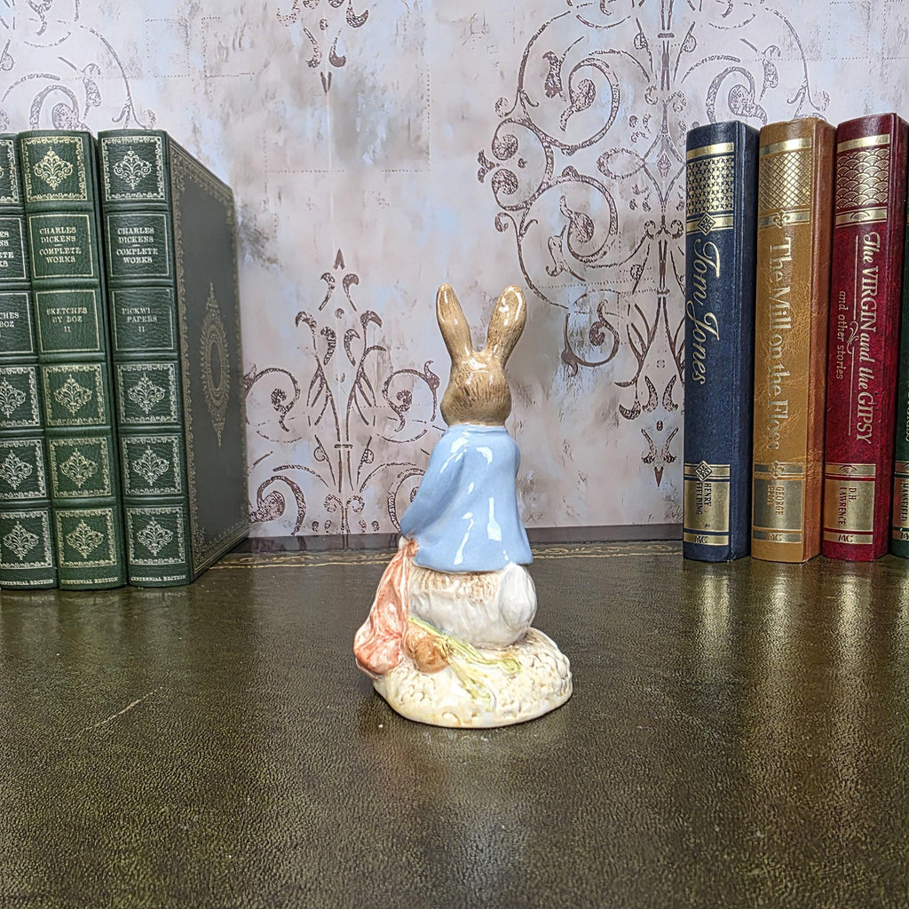 Royal Albert Beatrix Potter Peter Rabbit Figurine | Red Pocket Handkerchief 1990 England Nursery Decor