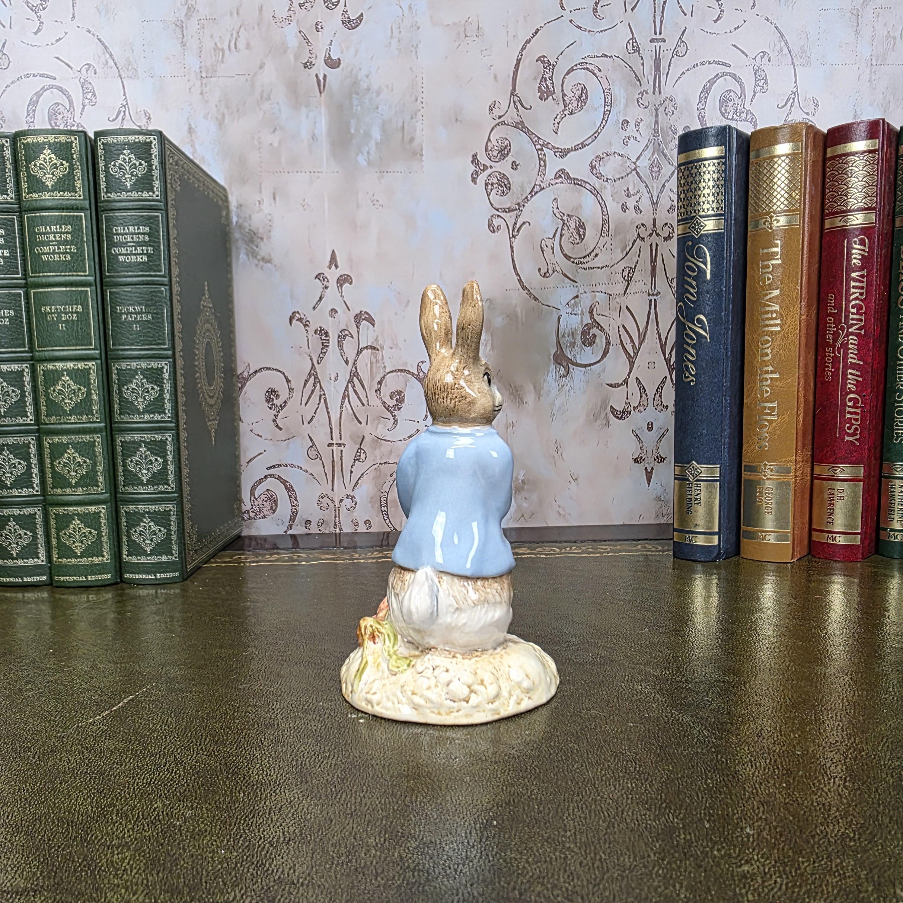 Royal Albert Beatrix Potter Peter Rabbit Figurine | Red Pocket Handkerchief 1990 England Nursery Decor