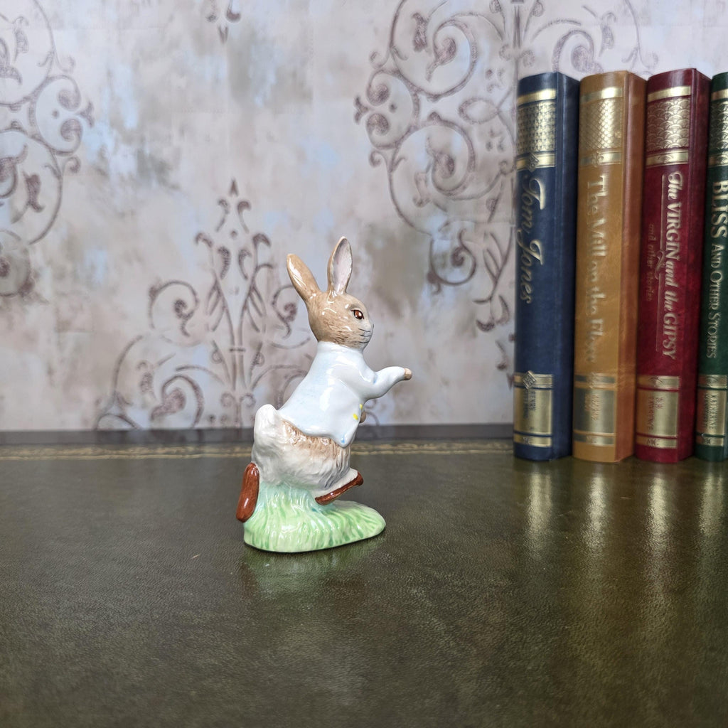 Beatrix Potter Peter Rabbit Figurine Royal Albert | 1989 English Bone China | Boxed Porcelain Figure