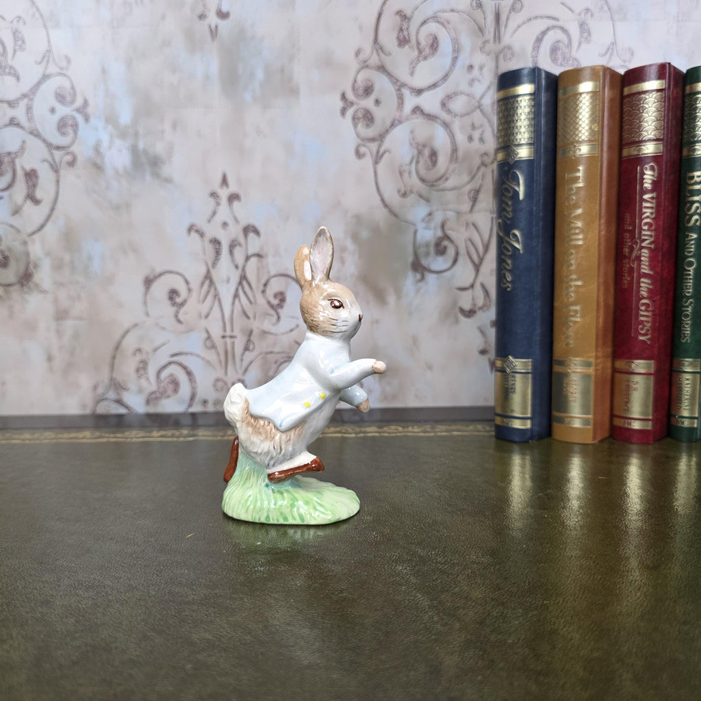 Beatrix Potter Peter Rabbit Figurine Royal Albert | 1989 English Bone China | Boxed Porcelain Figure