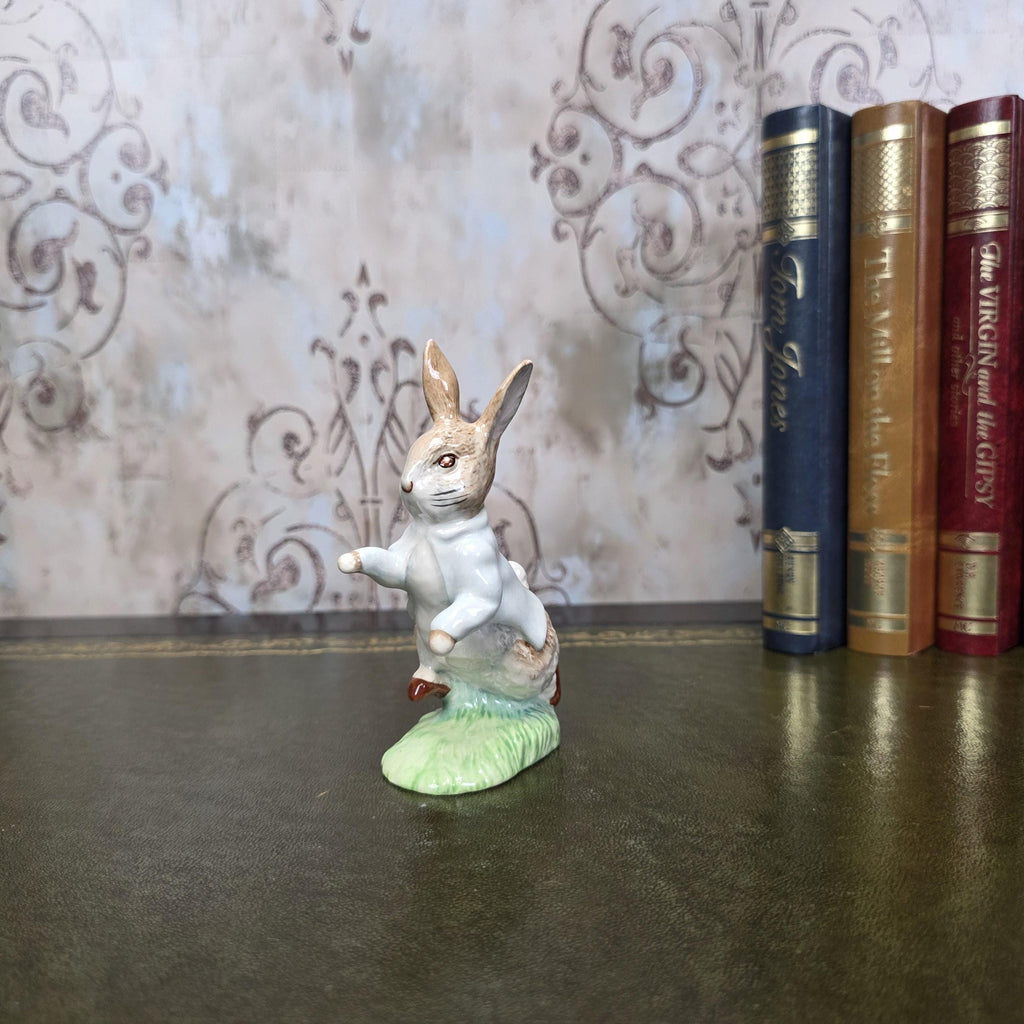 Beatrix Potter Peter Rabbit Figurine Royal Albert | 1989 English Bone China | Boxed Porcelain Figure