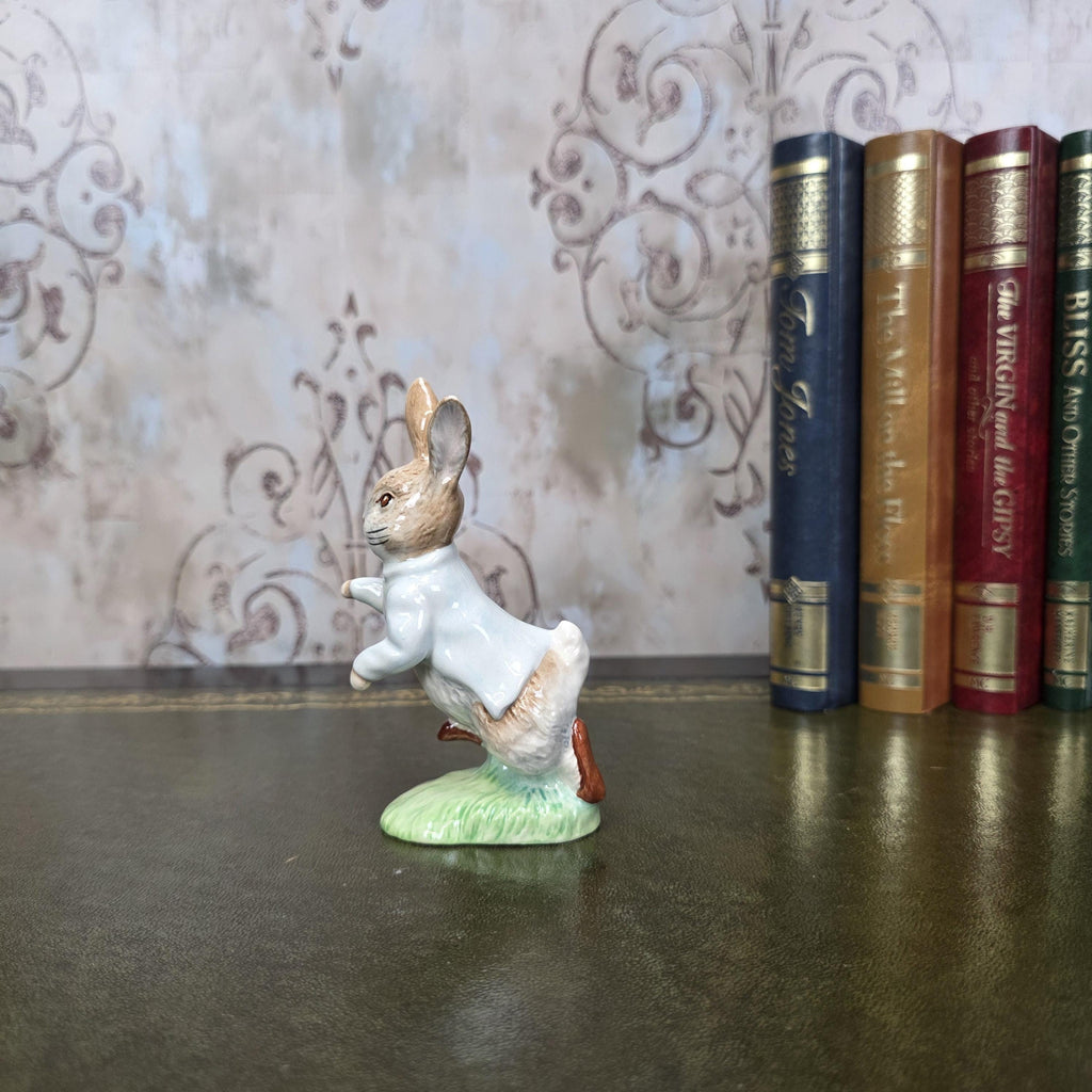 Beatrix Potter Peter Rabbit Figurine Royal Albert | 1989 English Bone China | Boxed Porcelain Figure