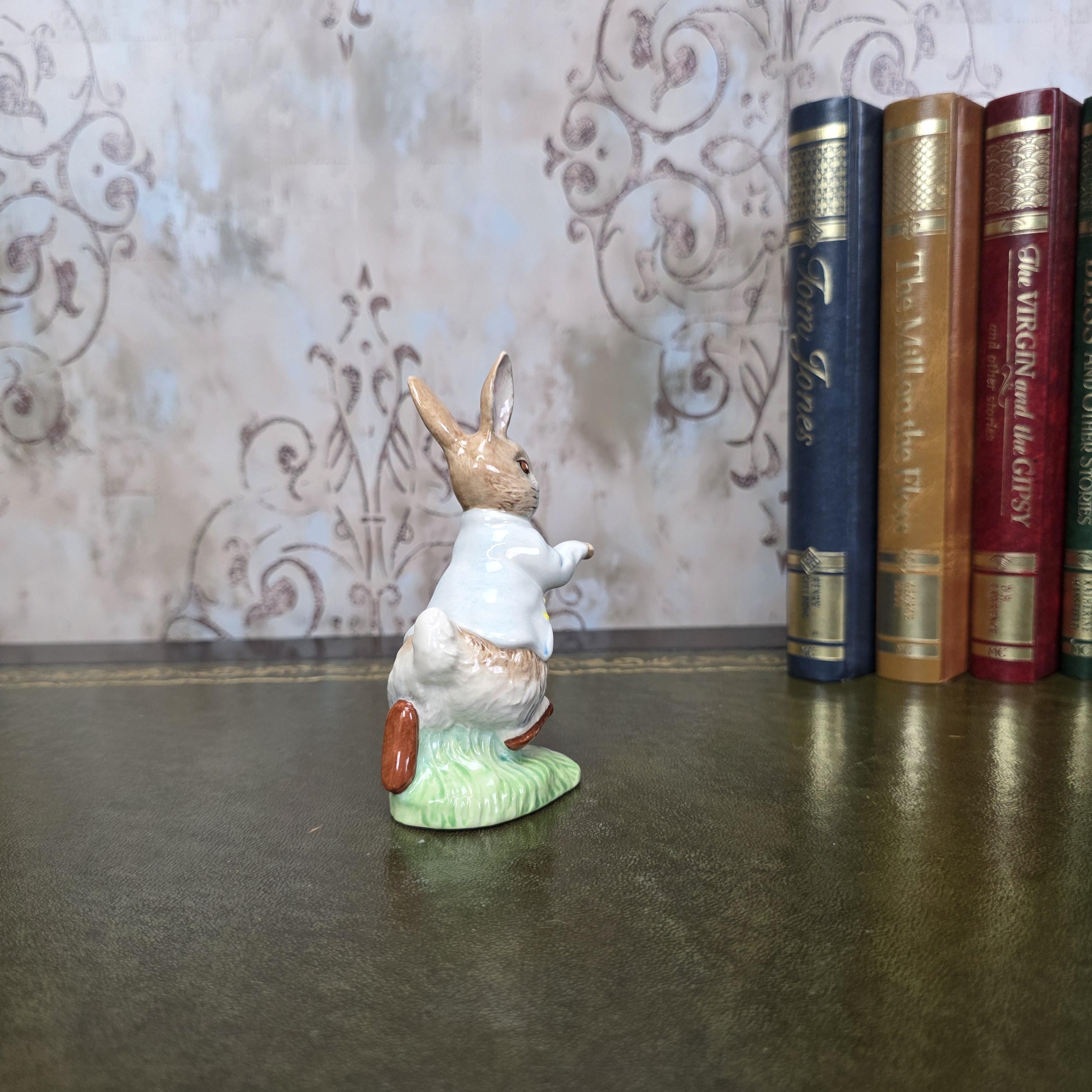 Beatrix Potter Peter Rabbit Figurine Royal Albert | 1989 English Bone China | Boxed Porcelain Figure