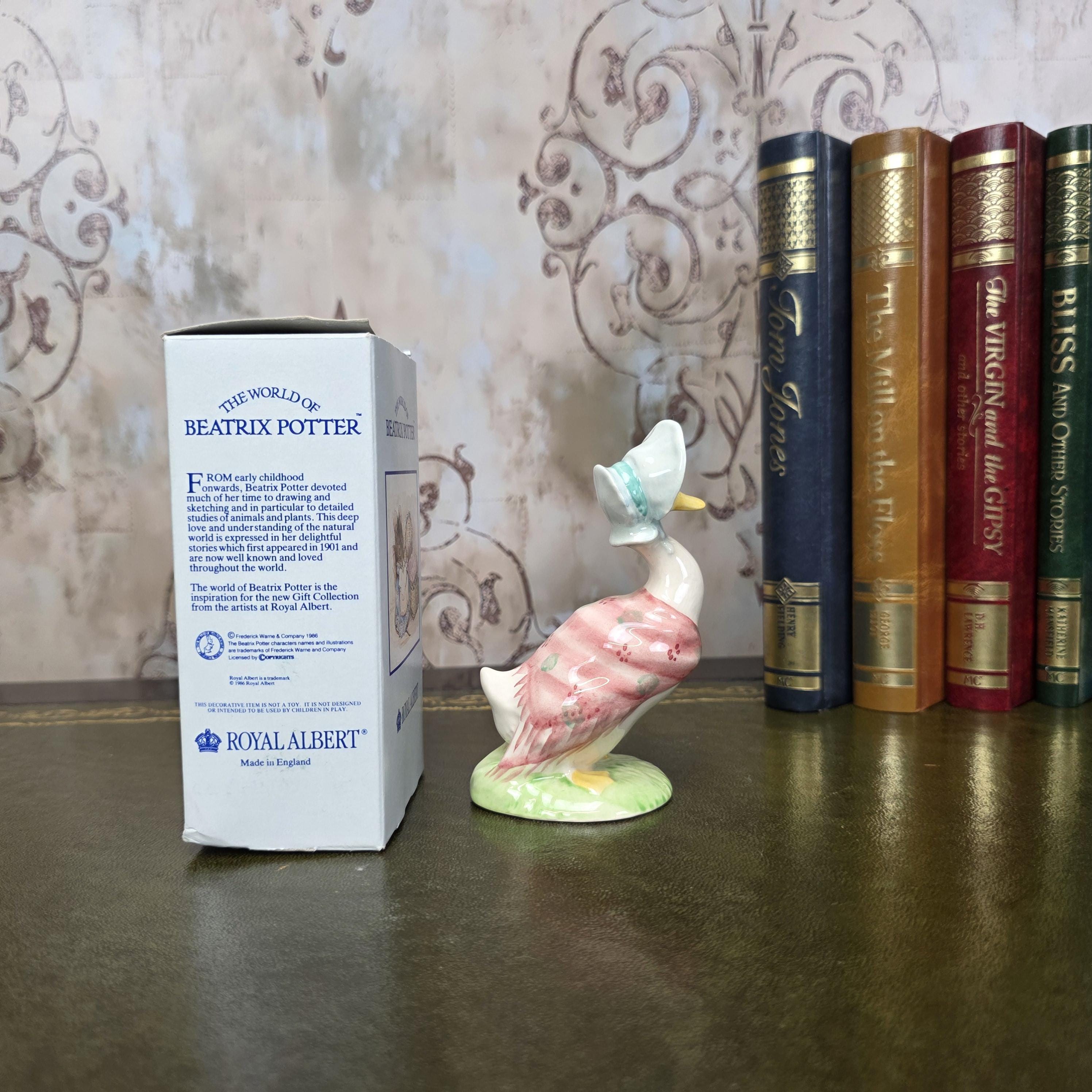 Royal Albert Jemima Puddleduck Figurine 1989 Beatrix Potter Bone China Boxed England Collectors Piece