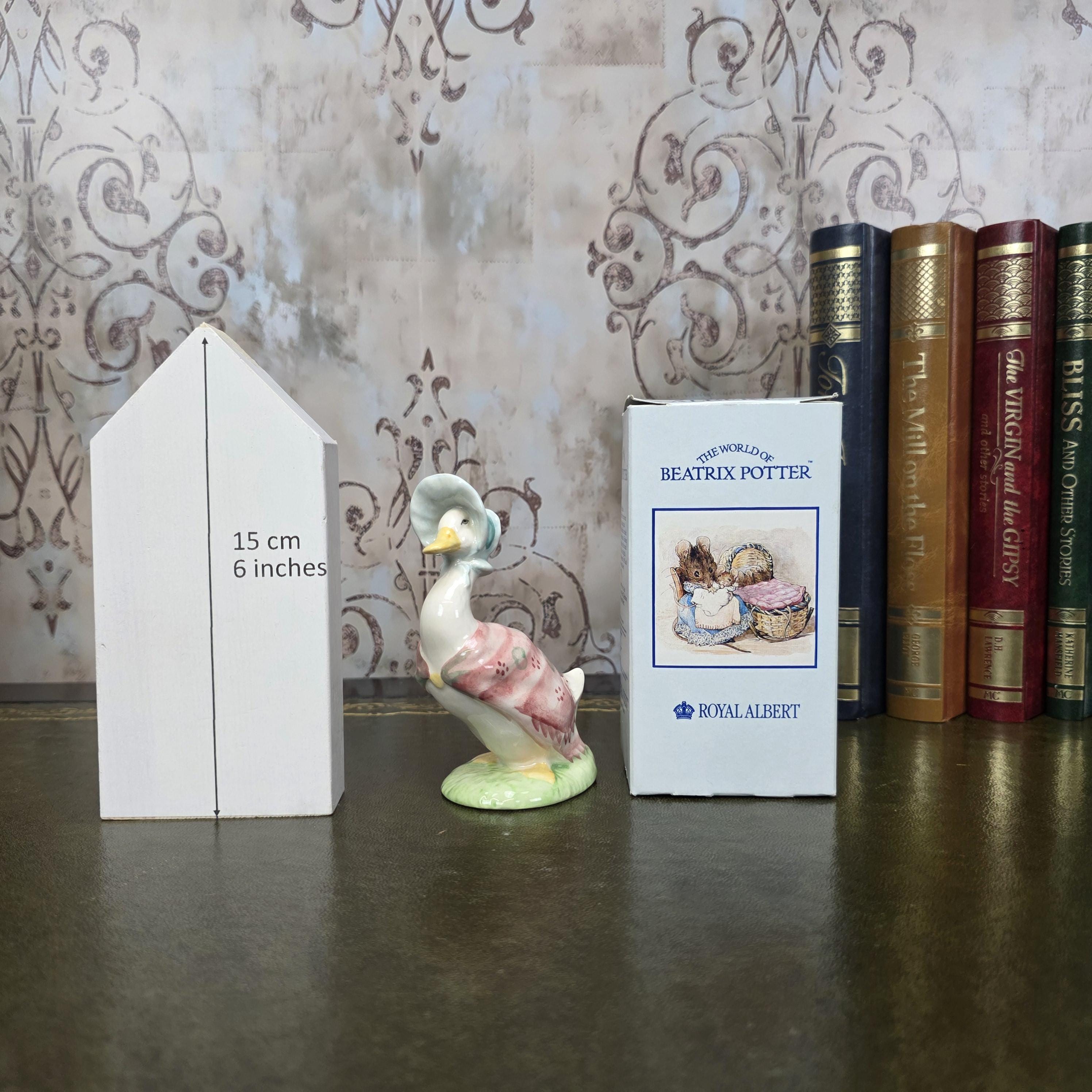 Royal Albert Jemima Puddleduck Figurine 1989 Beatrix Potter Bone China Boxed England Collectors Piece