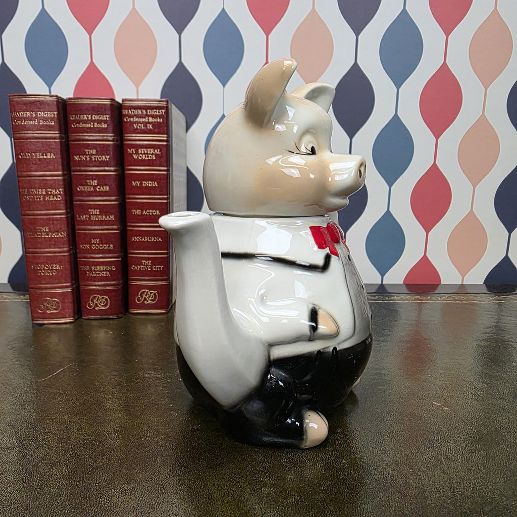 Tony Wood Staffordshire Pig Figural Teapot Master Piggy Character Teapot Collectible English Novelty Teaware