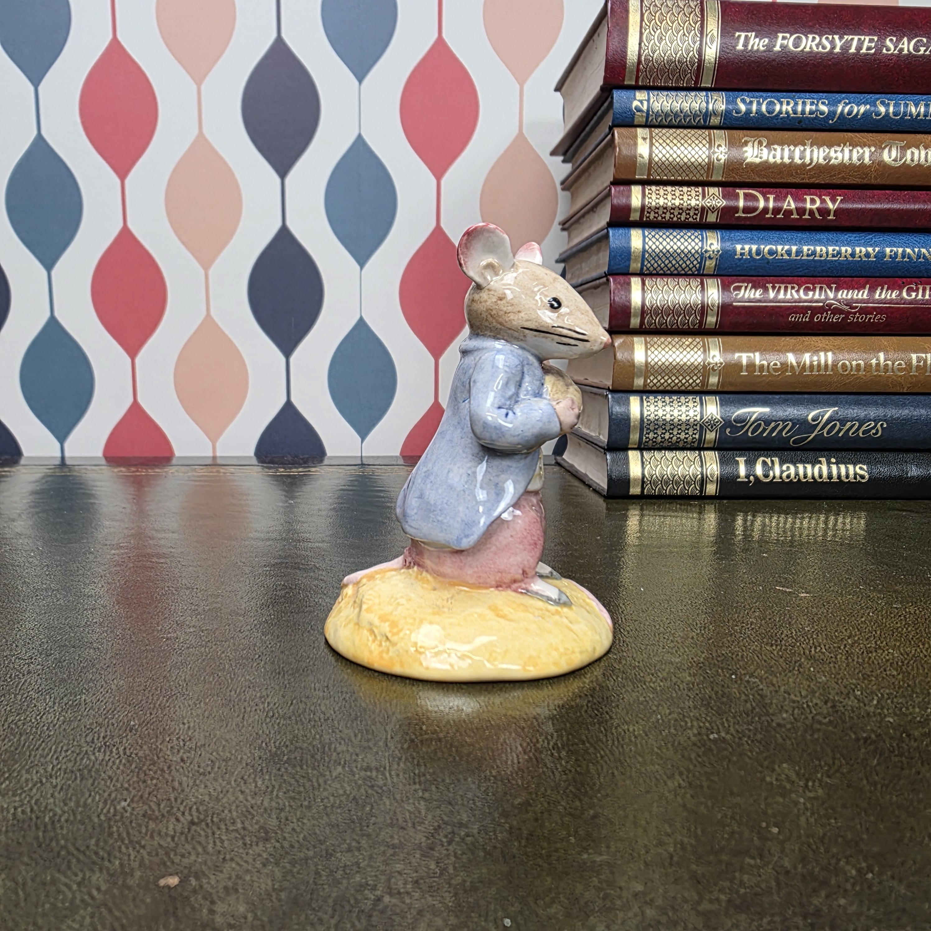 Beswick Beatrix Potter Johnny Town Mouse Figurine Eating Corn Royal Doulton Collectible Character Figure