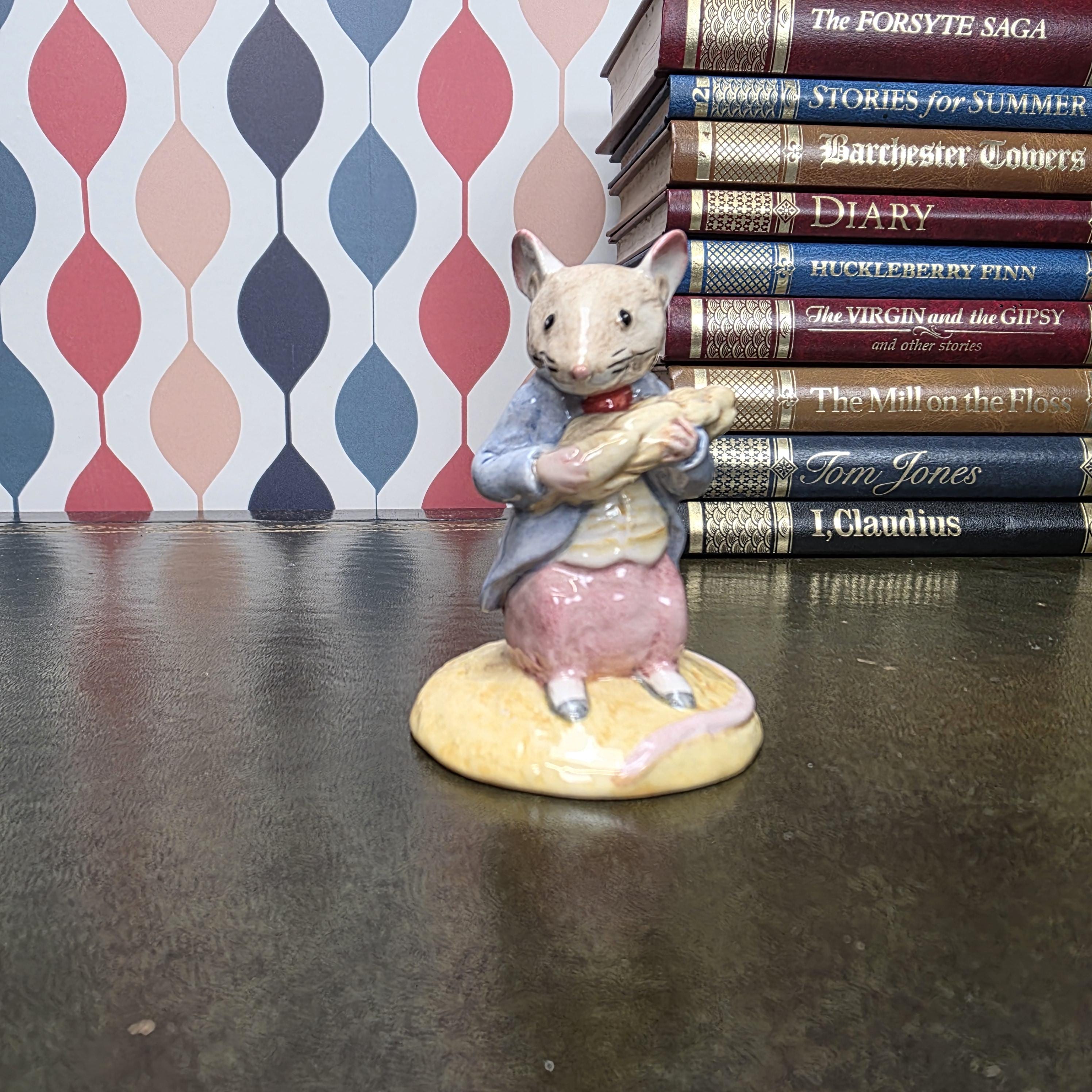 Beswick Beatrix Potter Johnny Town Mouse Figurine Eating Corn Royal Doulton Collectible Character Figure