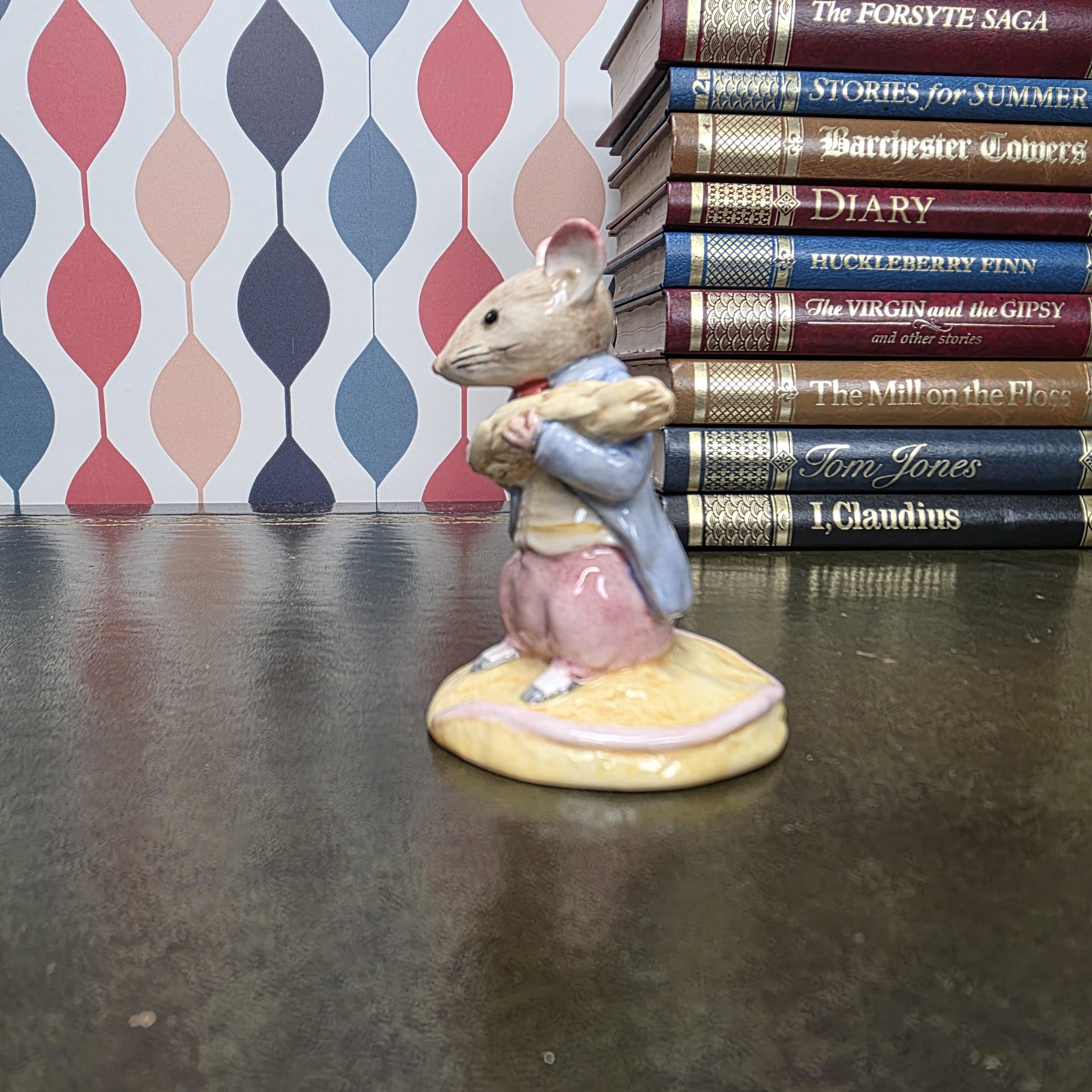 Beswick Beatrix Potter Johnny Town Mouse Figurine Eating Corn Royal Doulton Collectible Character Figure