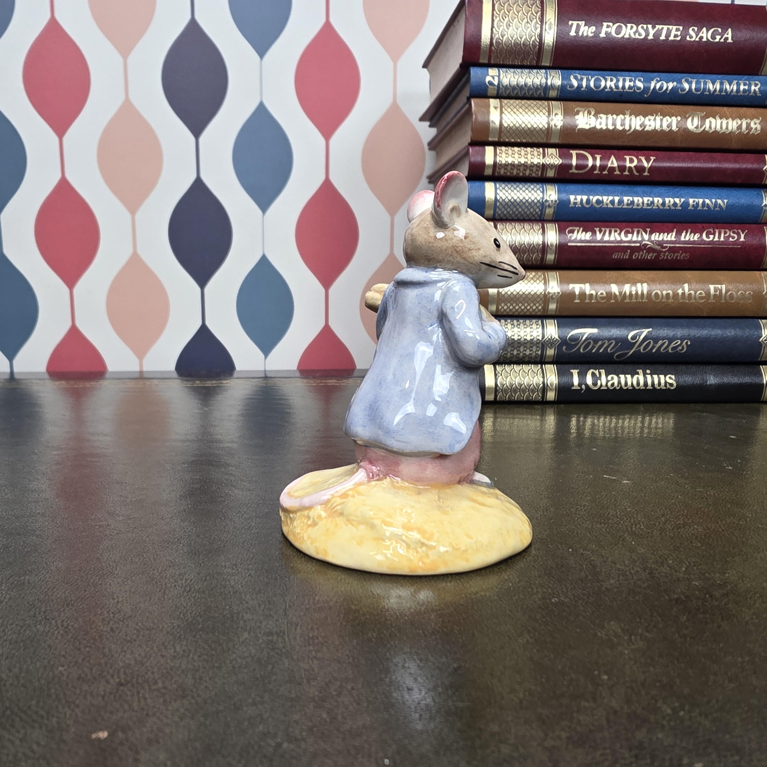 Beswick Beatrix Potter Johnny Town Mouse Figurine Eating Corn Royal Doulton Collectible Character Figure