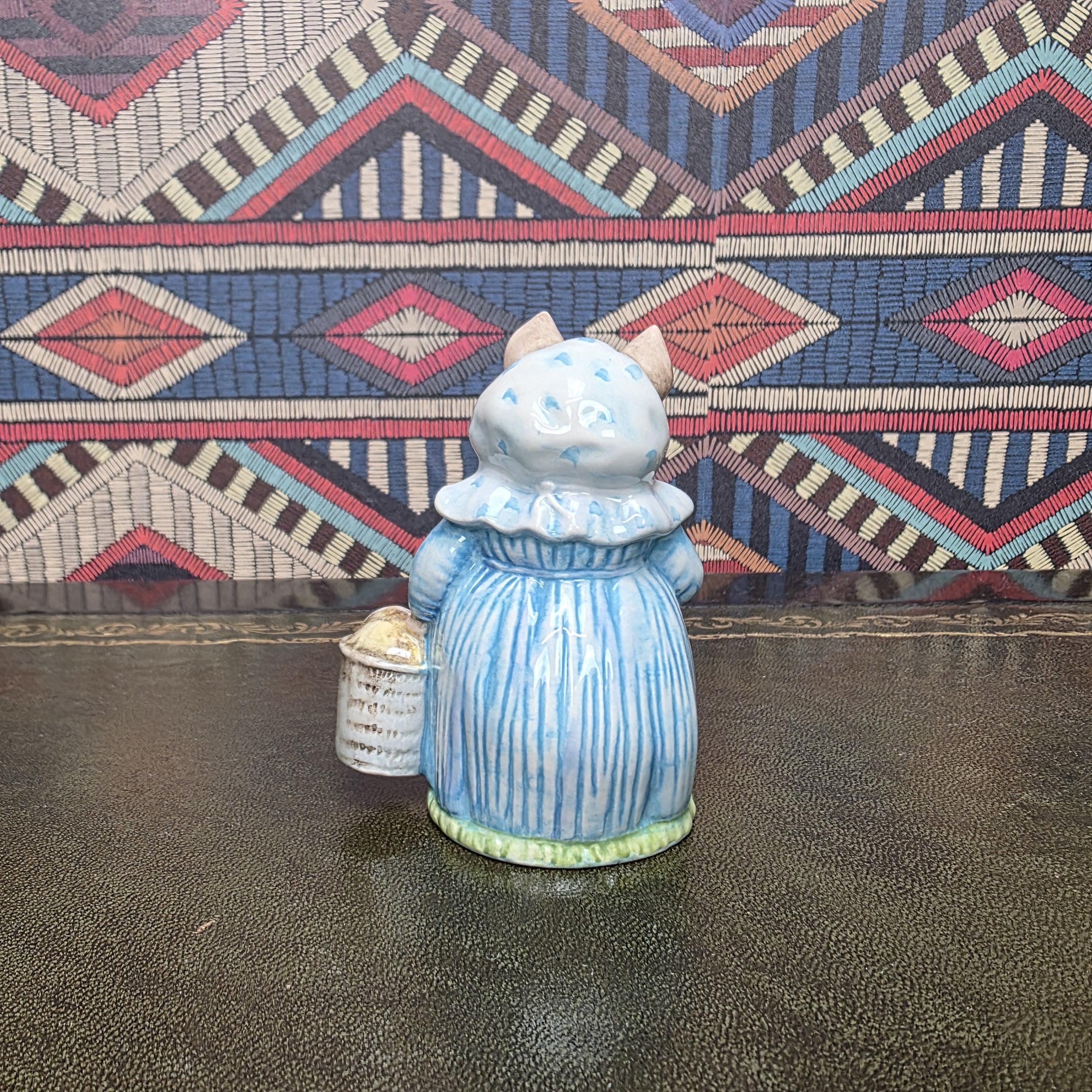 Beatrix Potter Aunt Pettitoes Royal Albert Pig Figurine Vintage English Porcelain Character With Bucket