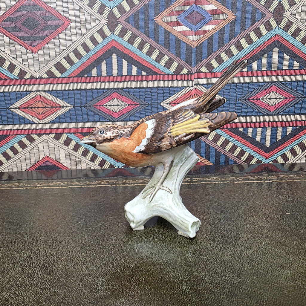 Vintage Goebel Brambling Bird Figurine CV86 West Germany Ceramic On Tree Stump Wildlife Collectors