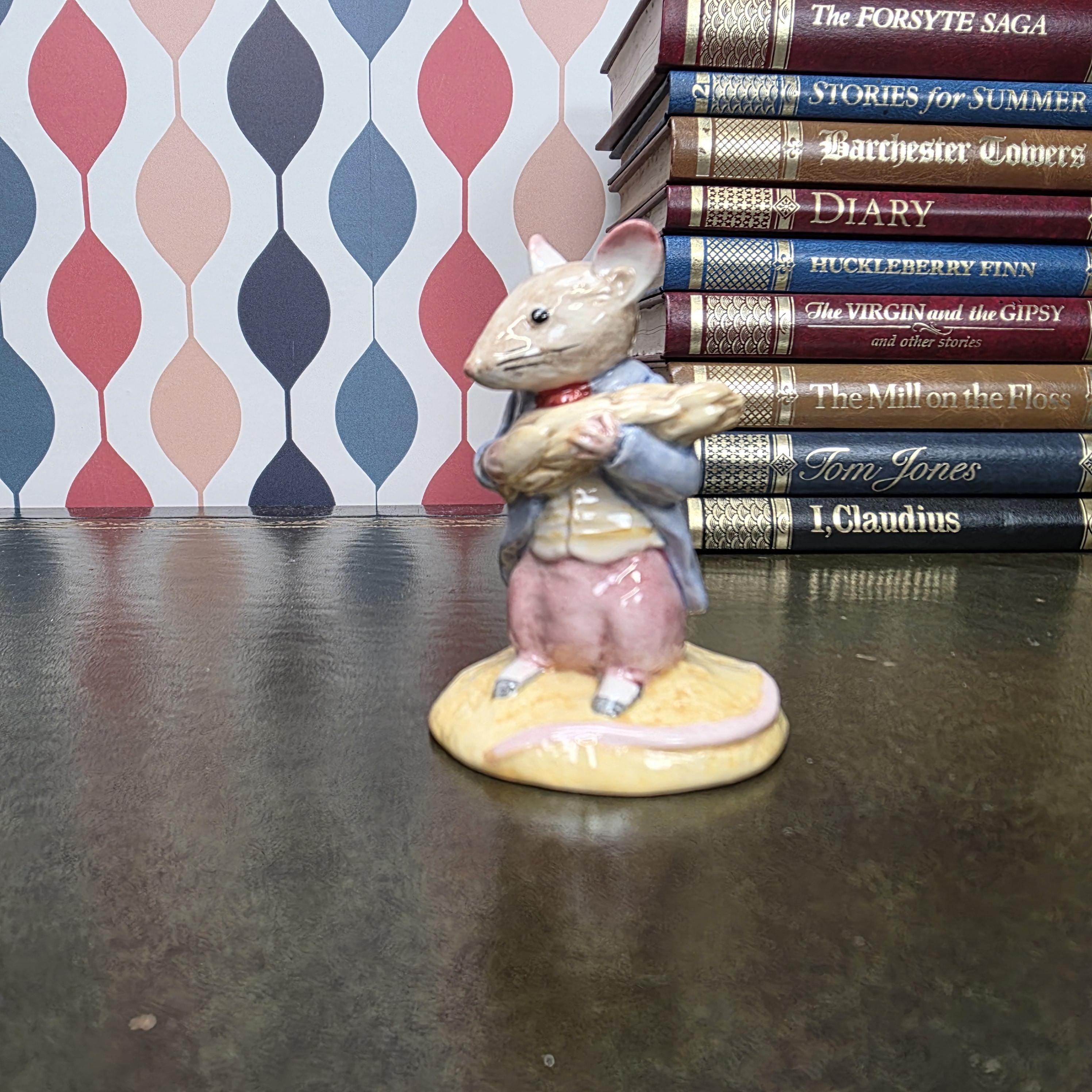 Beswick Beatrix Potter Johnny Town Mouse Figurine Eating Corn Royal Doulton Collectible Character Figure
