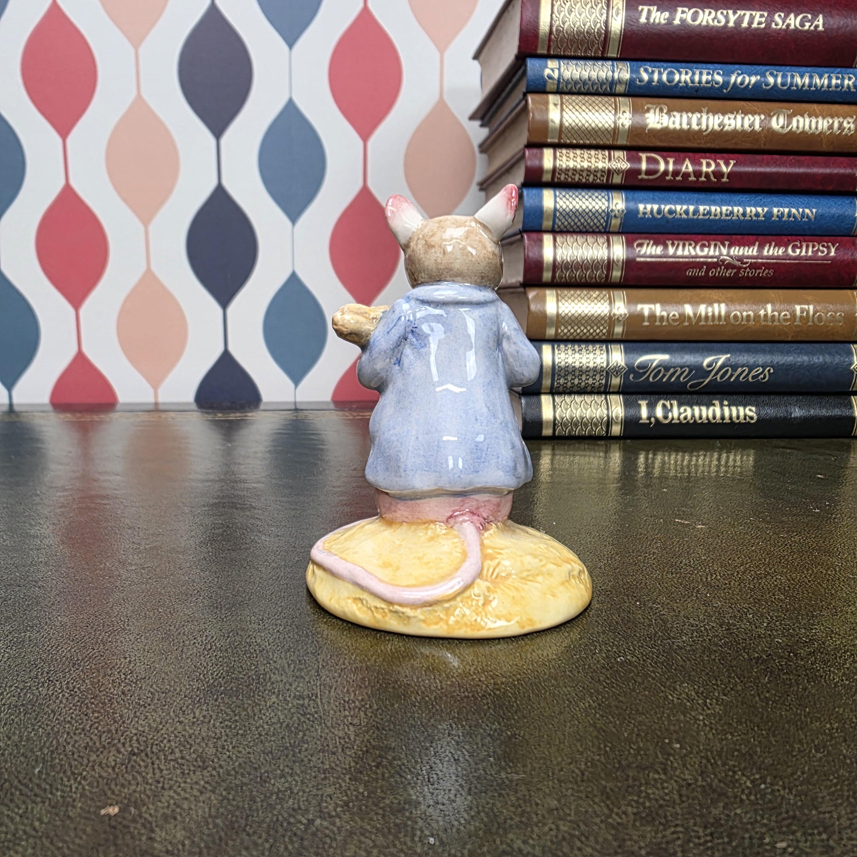 Beswick Beatrix Potter Johnny Town Mouse Figurine Eating Corn Royal Doulton Collectible Character Figure