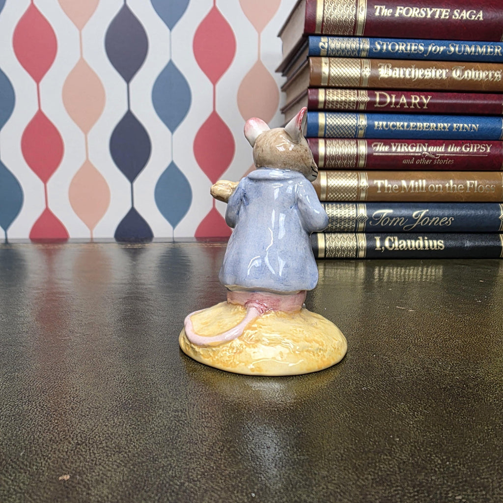 Beswick Beatrix Potter Johnny Town Mouse Figurine Eating Corn Royal Doulton Collectible Character Figure