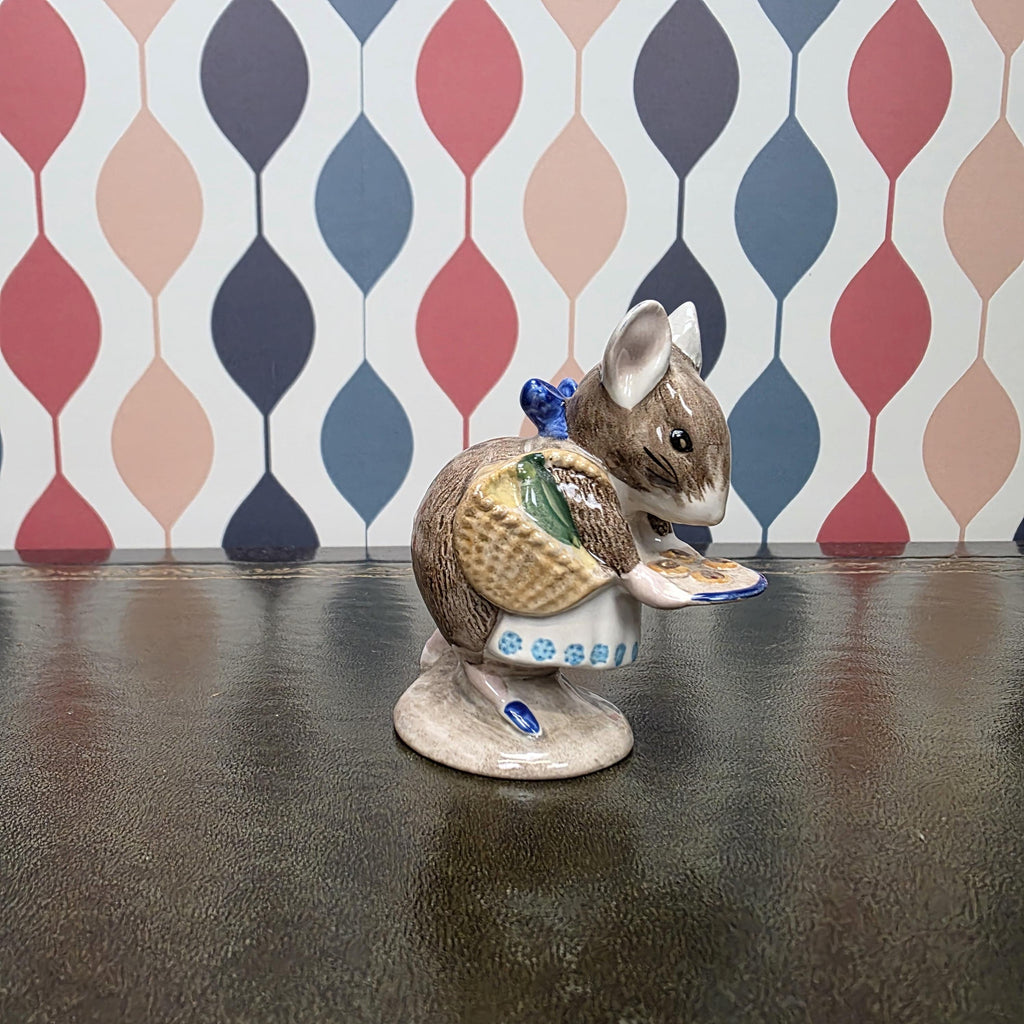 Royal Albert Appley Dapply Figurine Beatrix Potter Mouse Baking Character Collectible English Ceramic Figure